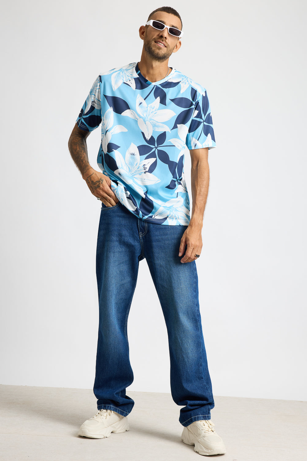Printed Men's T-Shirt - Blue Flourish
