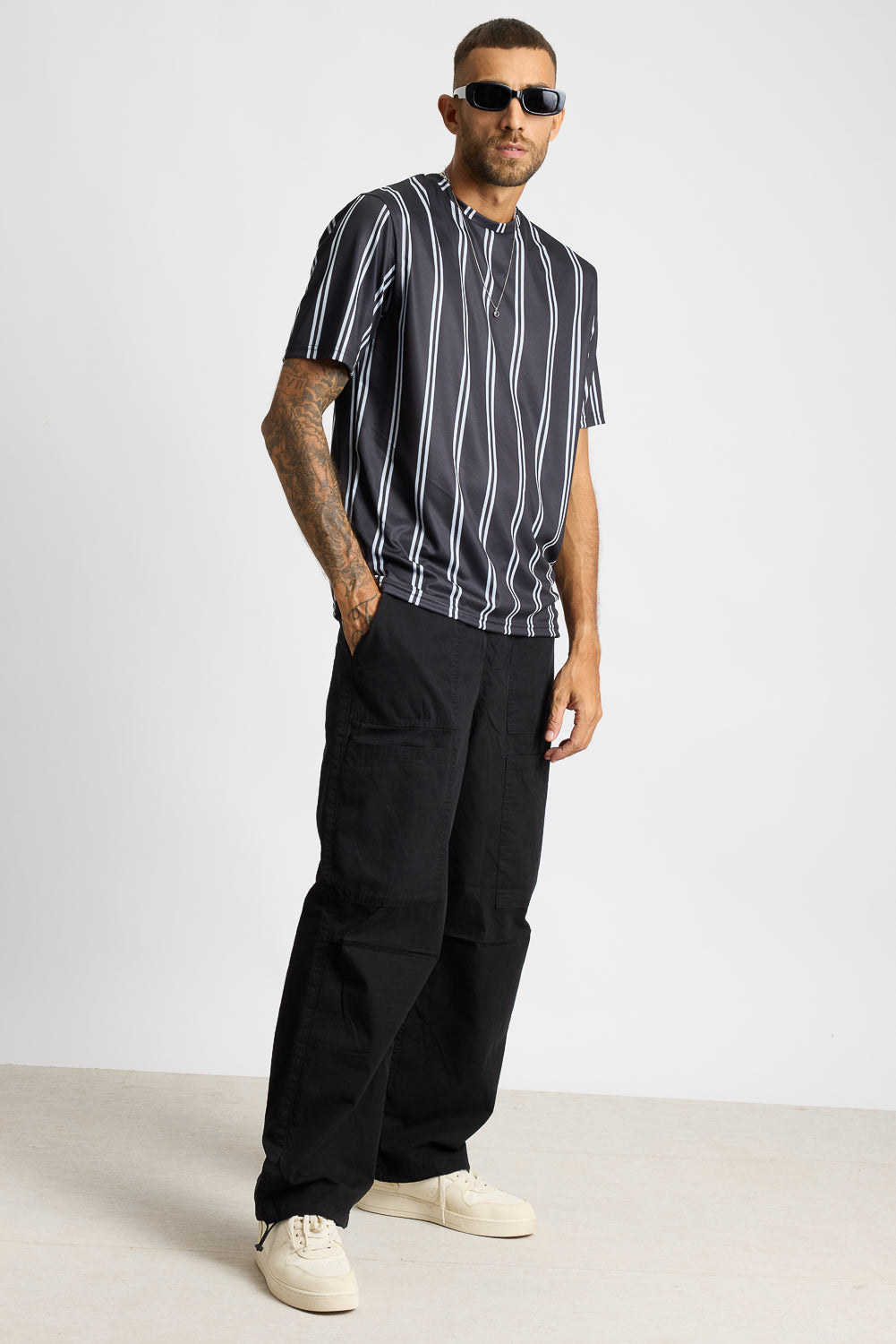 Printed Men's T-Shirt - Black/White Stripes