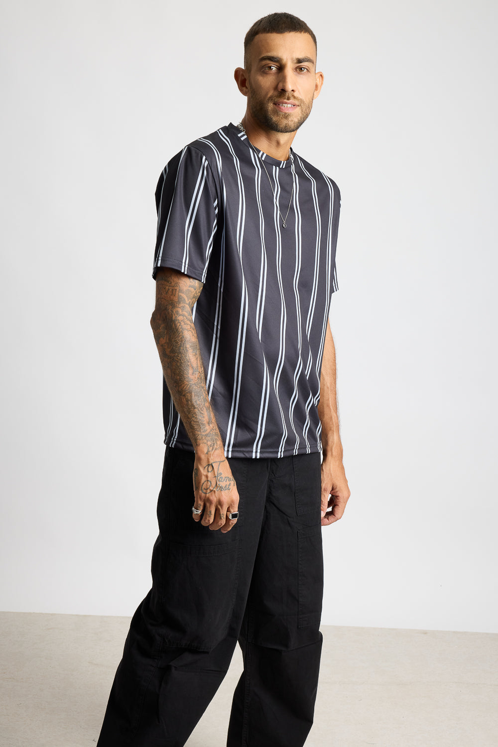 Printed Men's T-Shirt - Black/White Stripes
