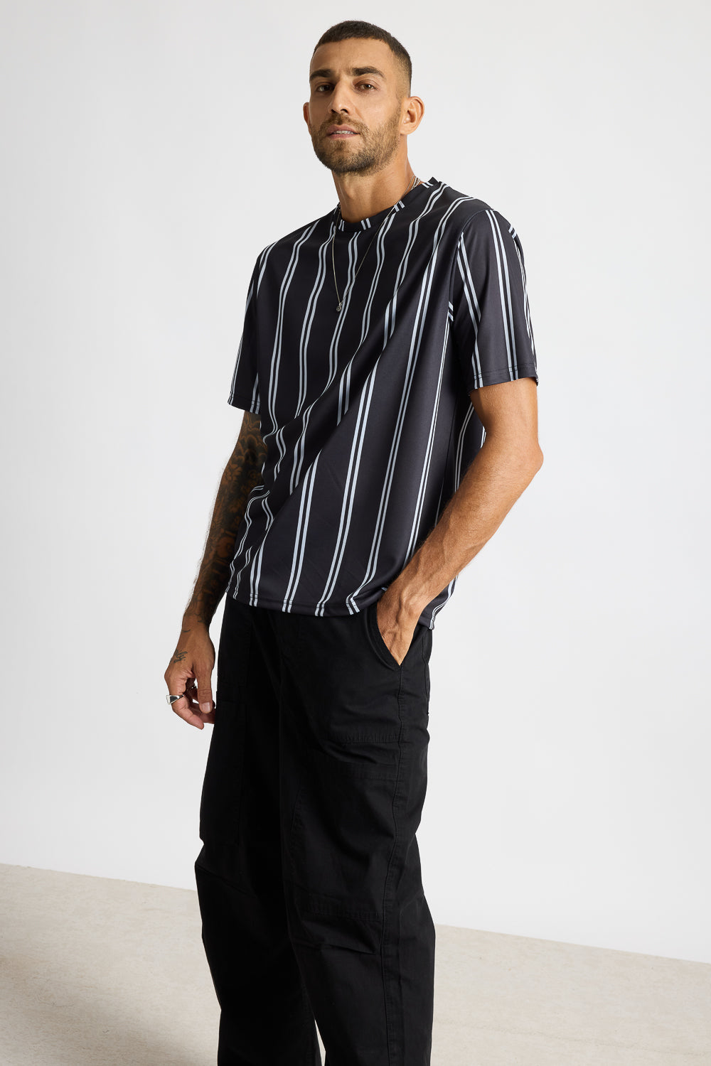 Printed Men's T-Shirt - Black/White Stripes