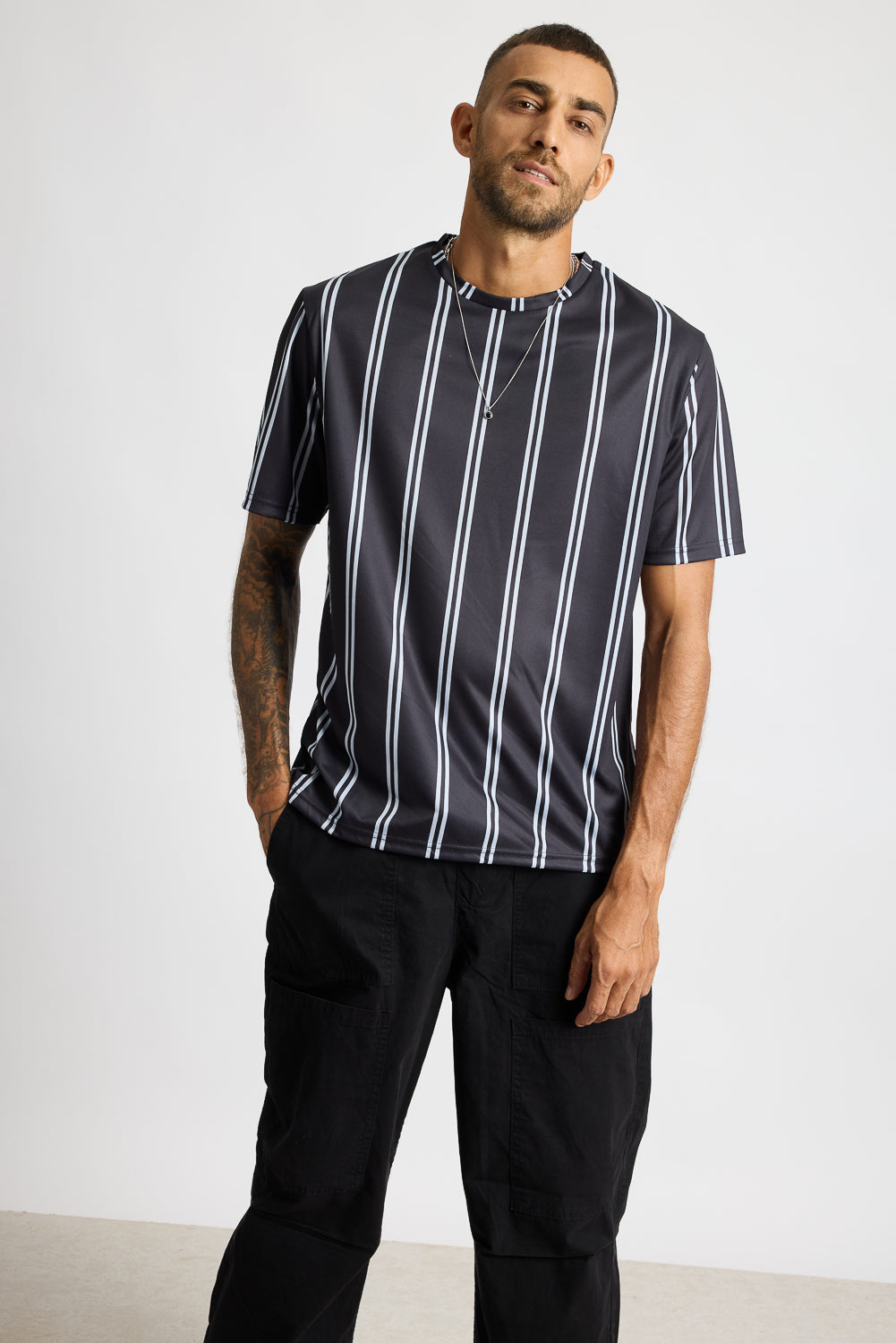 Printed Men's T-Shirt - Black/White Stripes