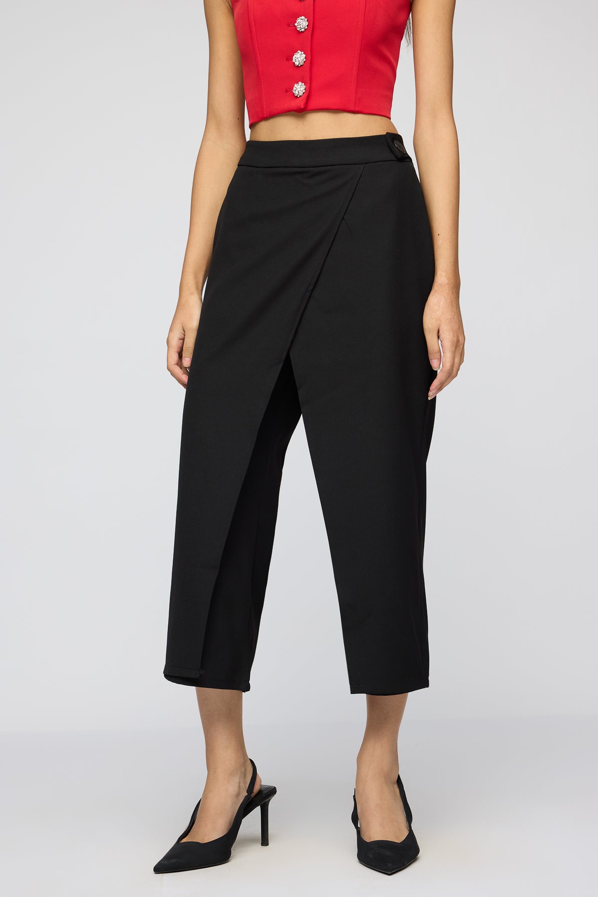 Noir Wrap Up Cropped Korean Pants