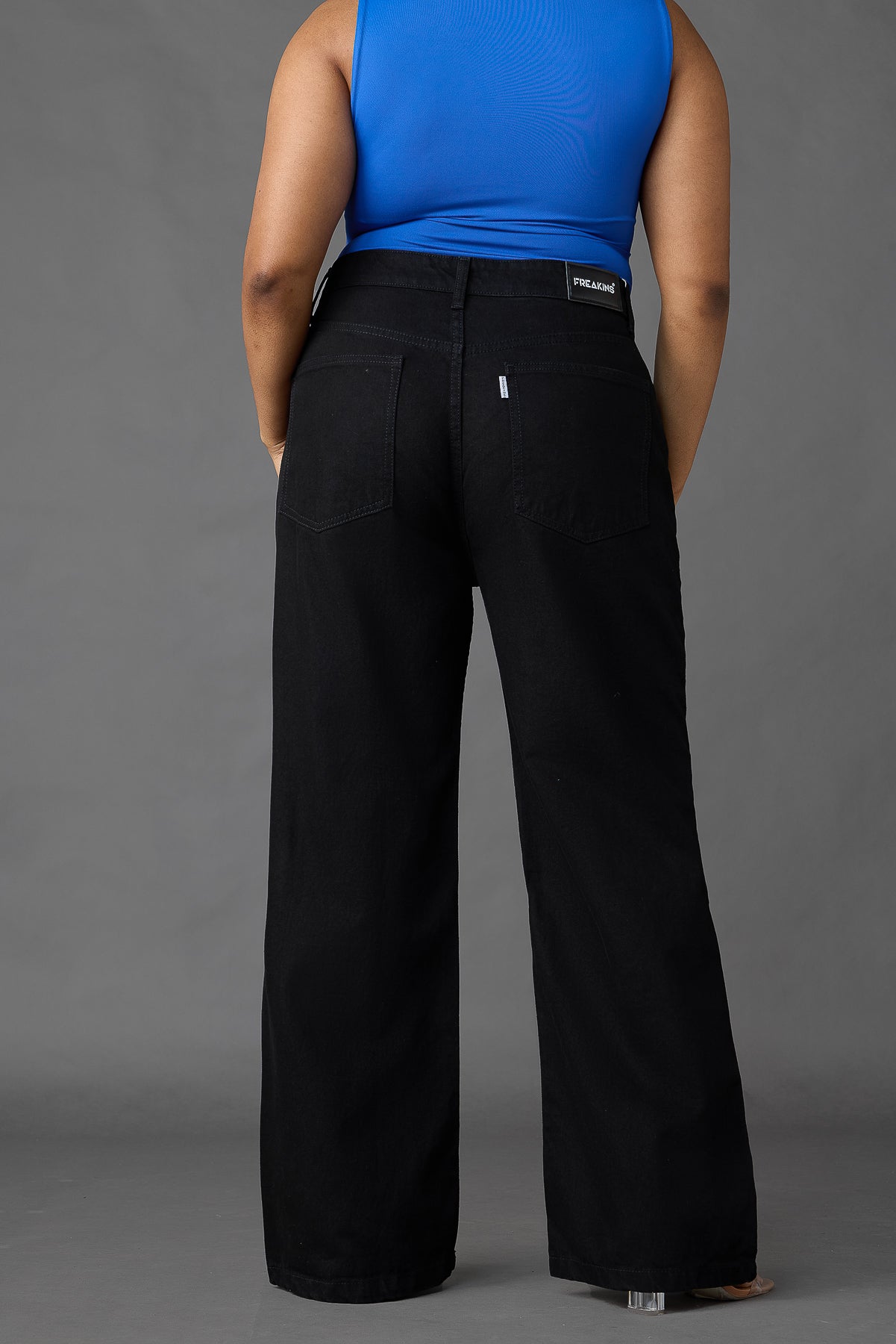 Curve Black Box Slit Wide Jeans
