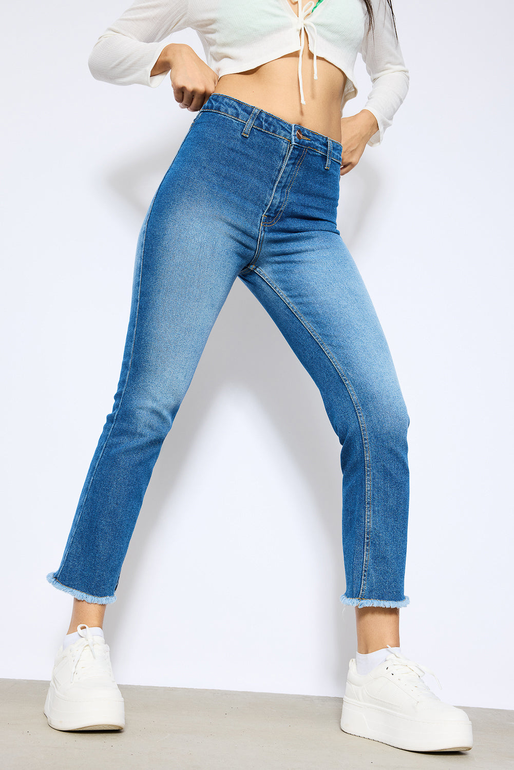 Top Maniere De Voir Mini Flare Jeans Mid Blue Size US 4 NWT $ 95