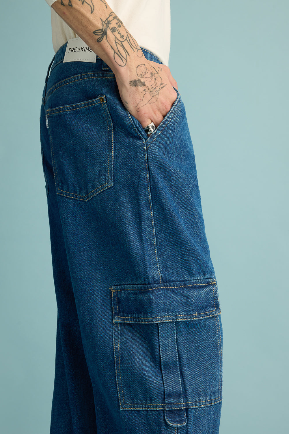 Ucla Blue Men's Baggy Cargo Jeans