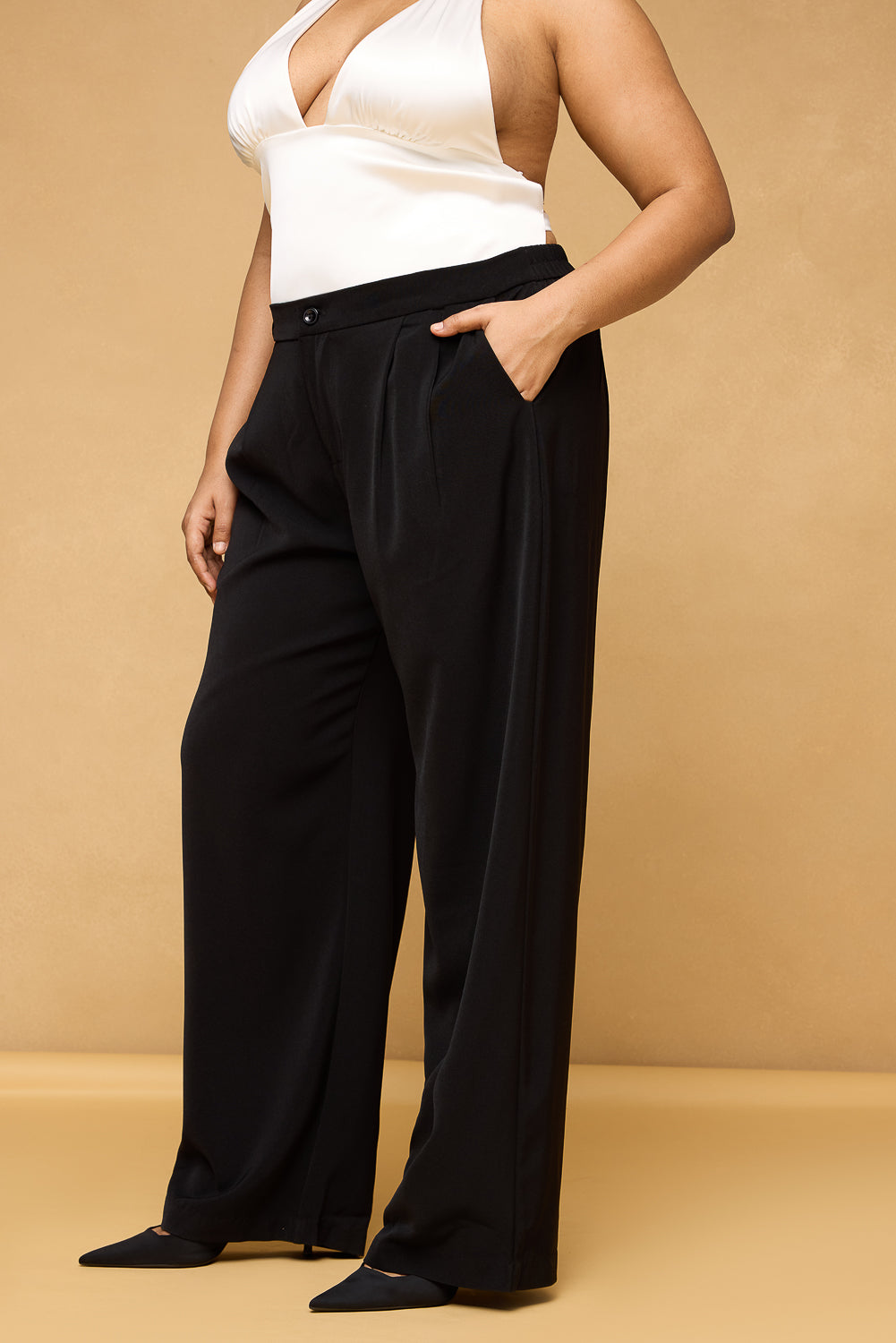 Curve Black Pleated Straight Korean Pants