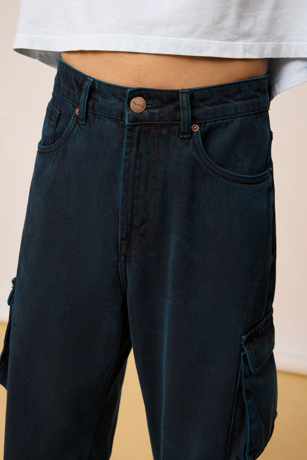 Ultra Marine Men's Baggy Straight Cargo Jeans
