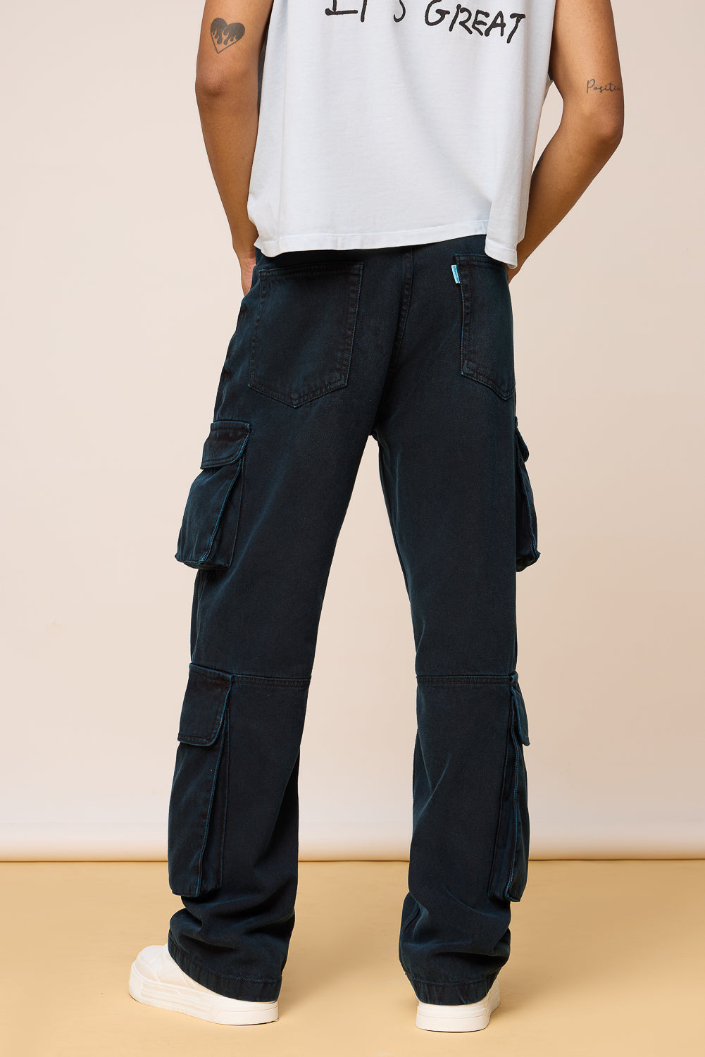Ultra Marine Men's Baggy Straight Cargo Jeans