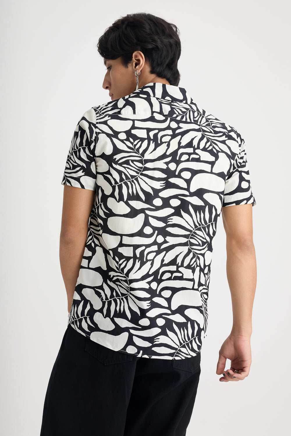Men's Black And White Printed Shirt