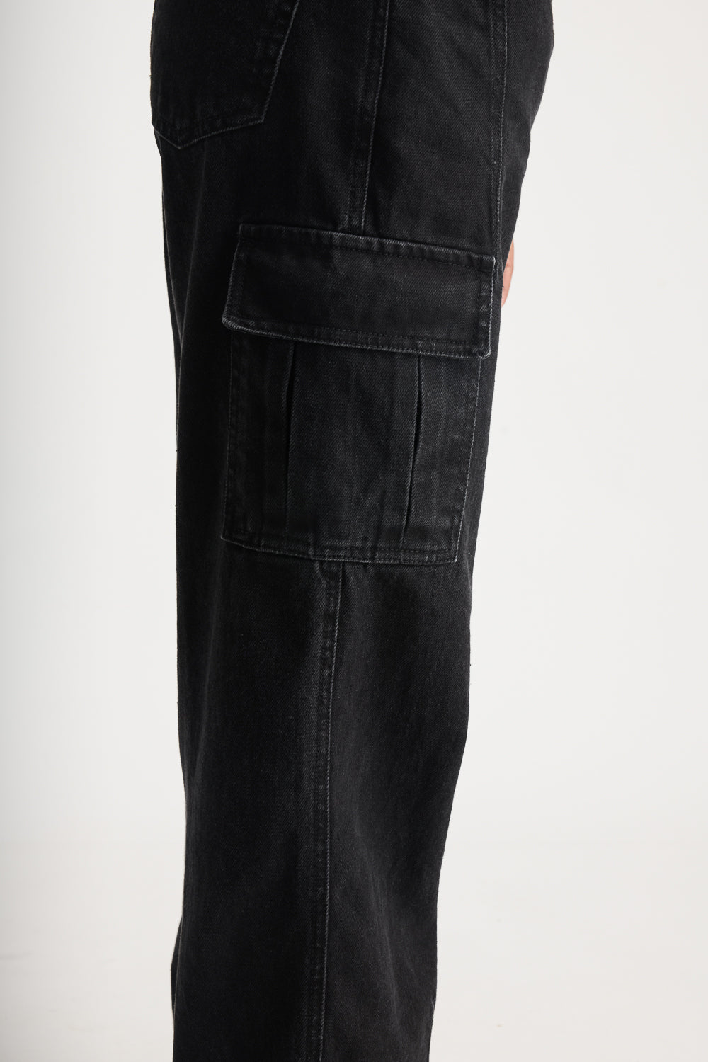 Black Women's Baggy Straight Cargo Jeans