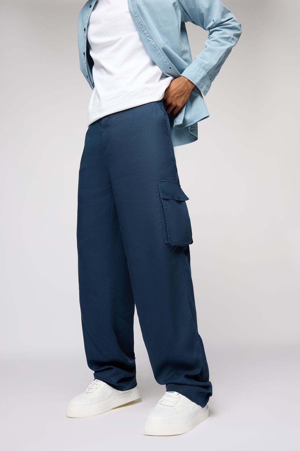 Deep Navy Men’s Straight Cargo Korean Pants