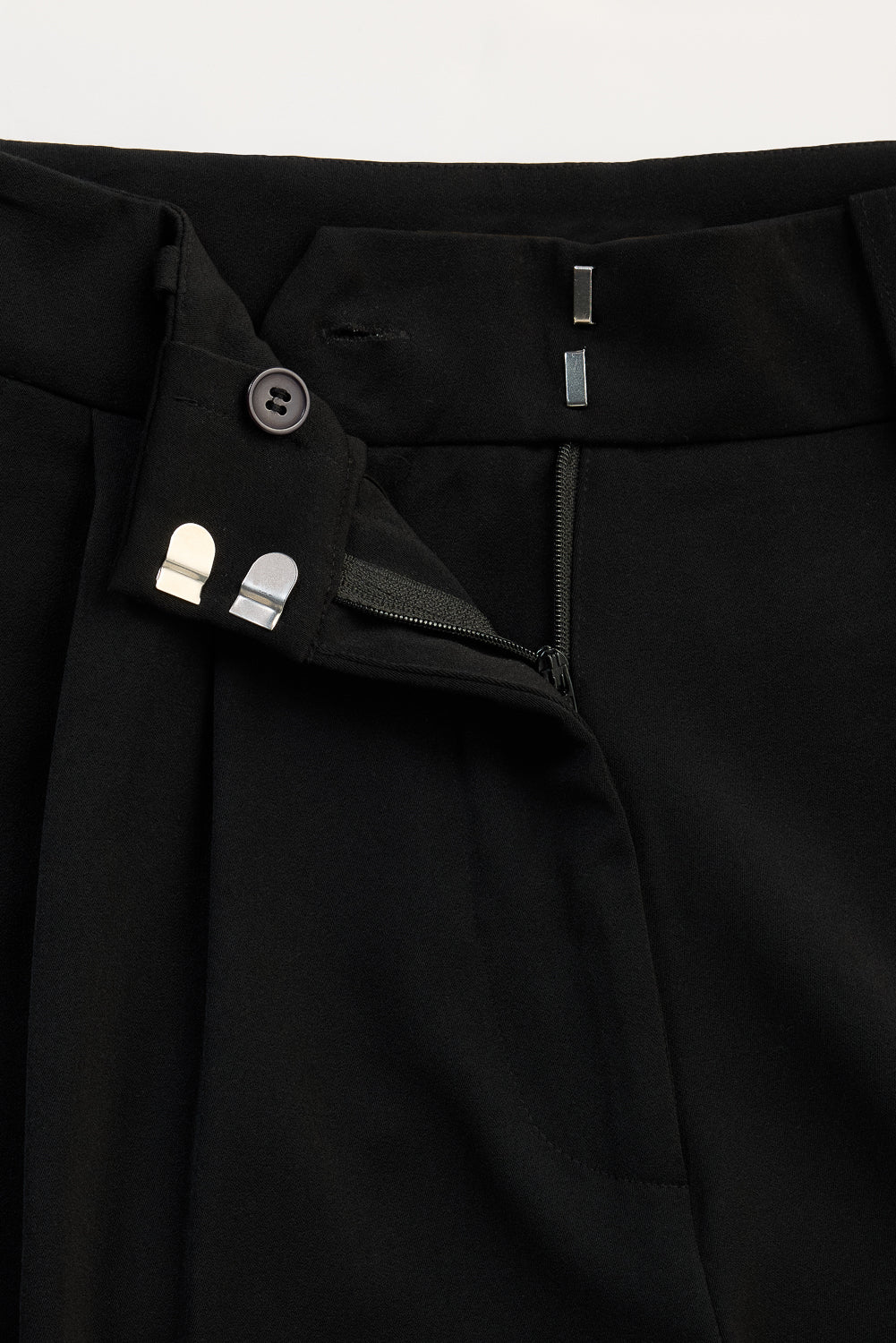 Still Black Adjustable Women's Wide Korean Pants