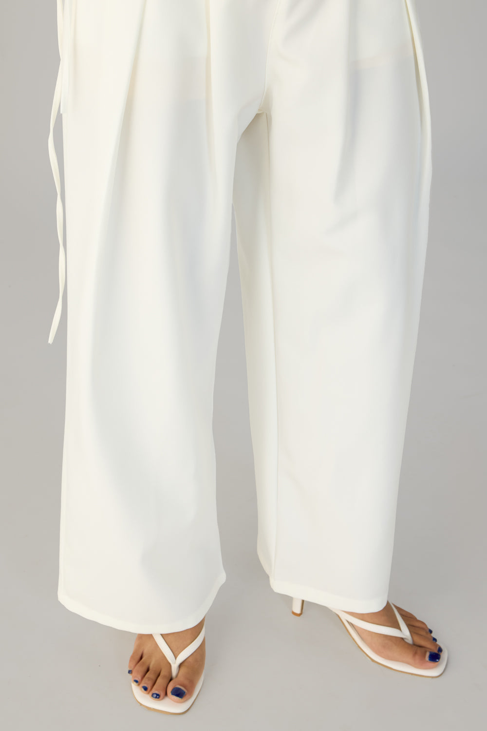 White Wide Fit-Flat Pocket Korean Pants
