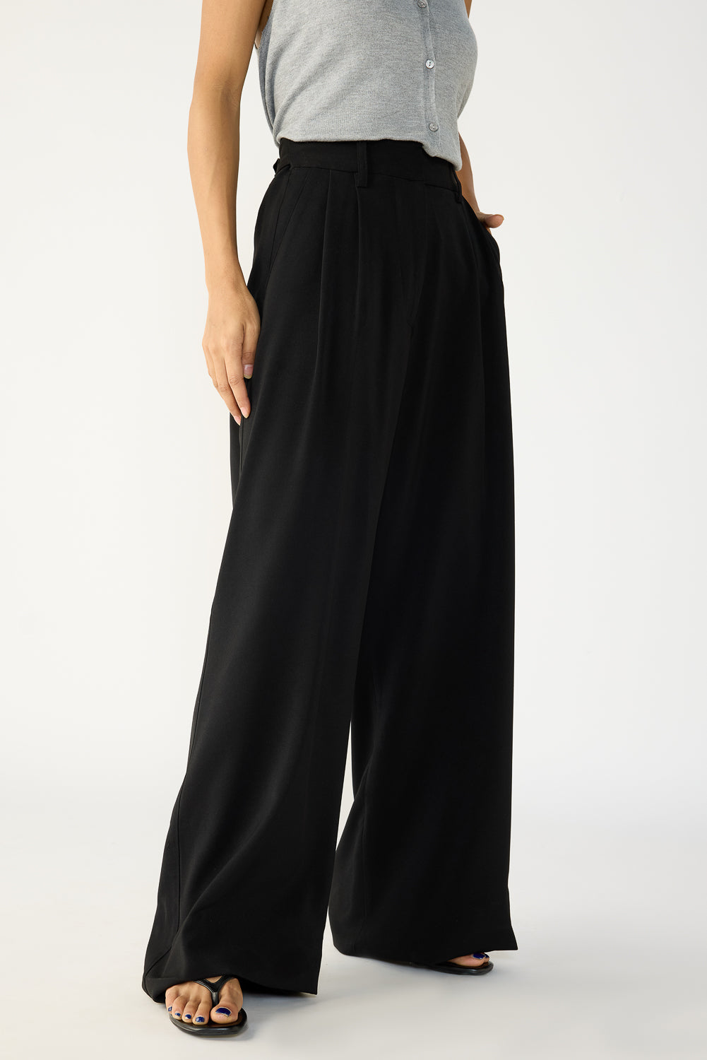 Still Black Adjustable Women's Wide Korean Pants