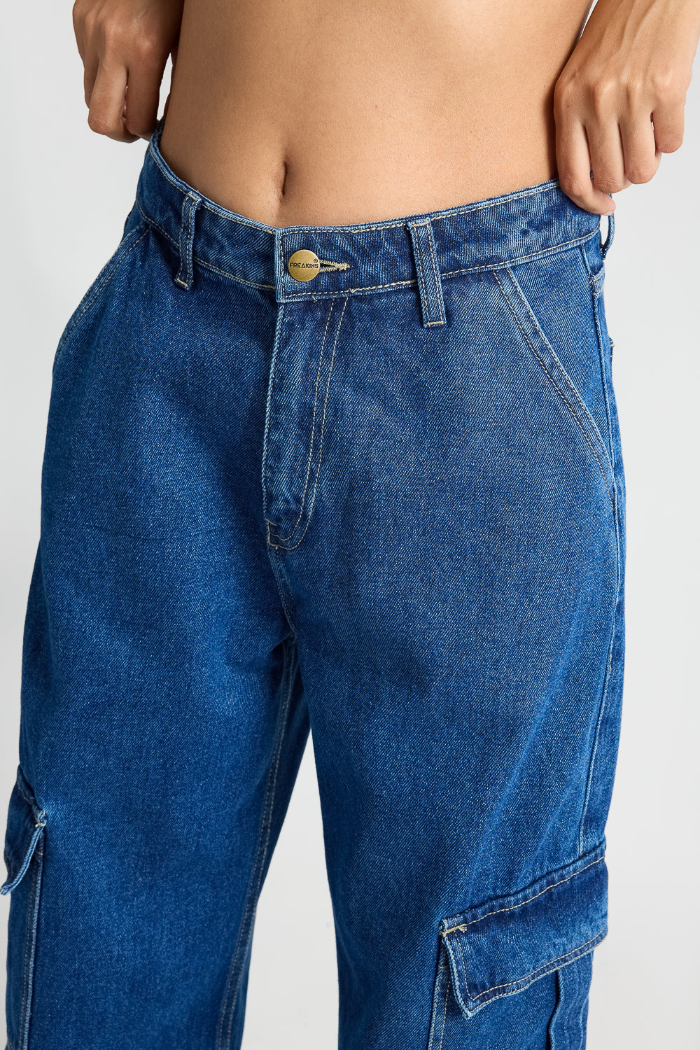 Indigo Utility Pocket Women's Baggy Straight Cargo Jeans
