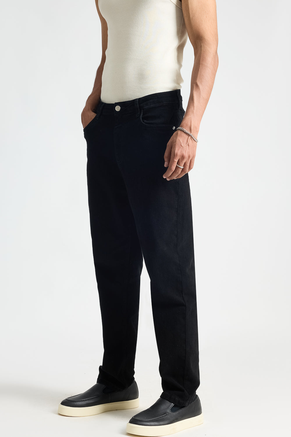 Sleek Black Men's Slim Fit Jeans