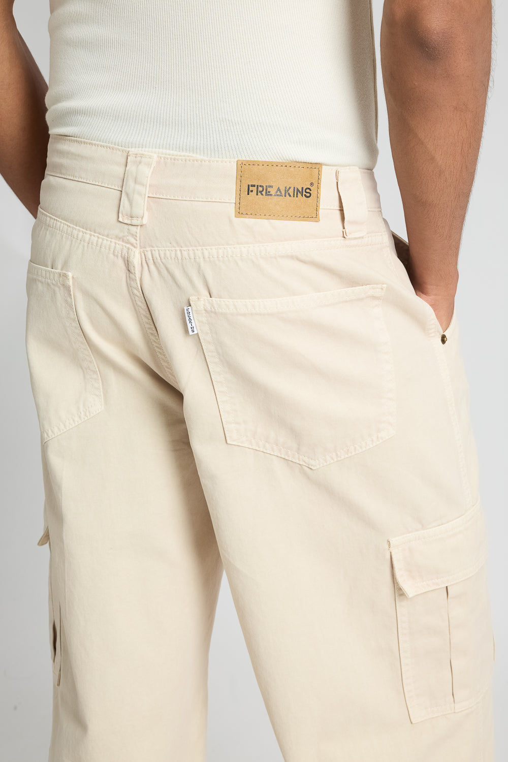 Light Tan Men's Cargo Baggy Jeans