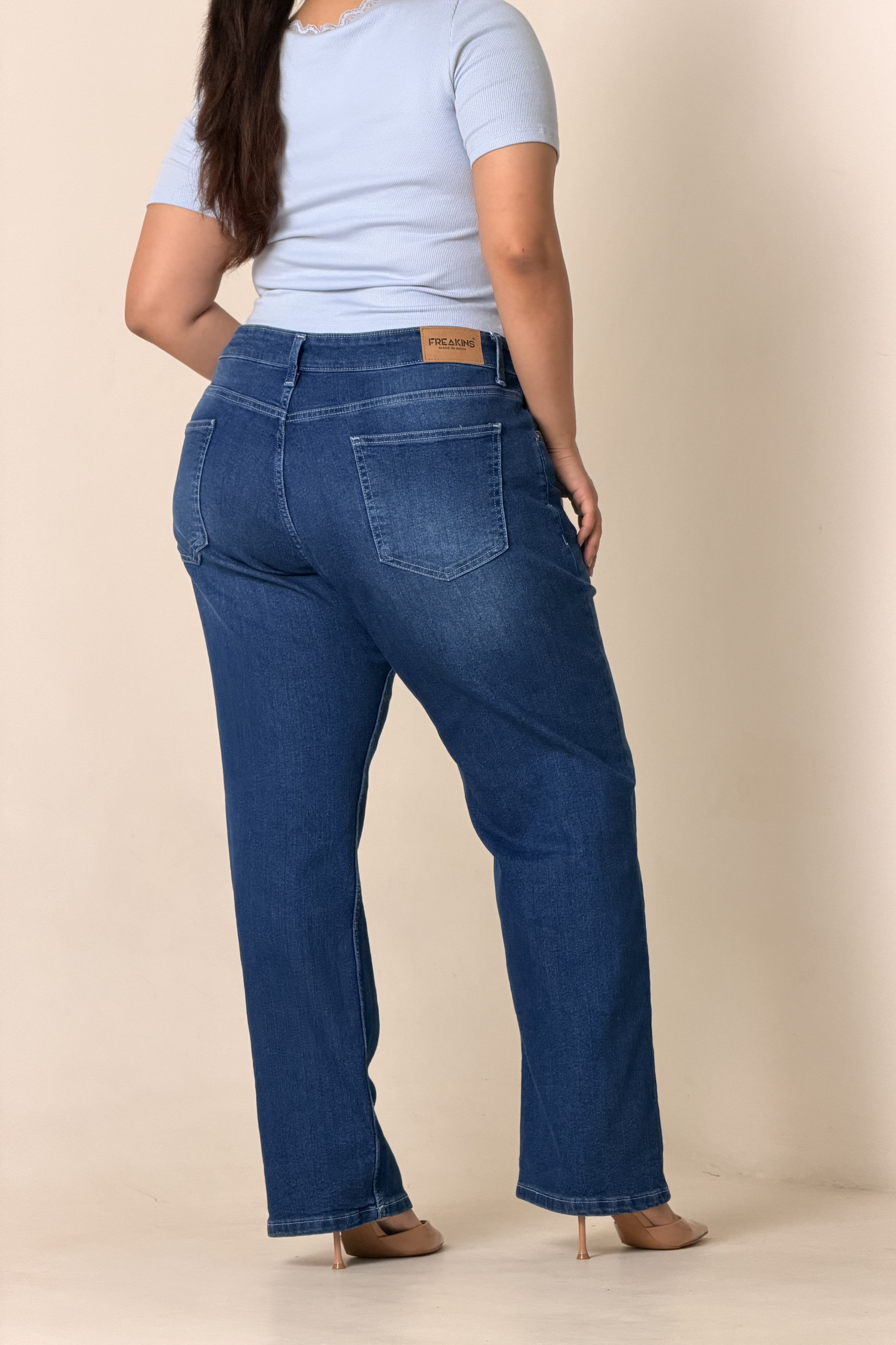 90's Basic Straight Jeans