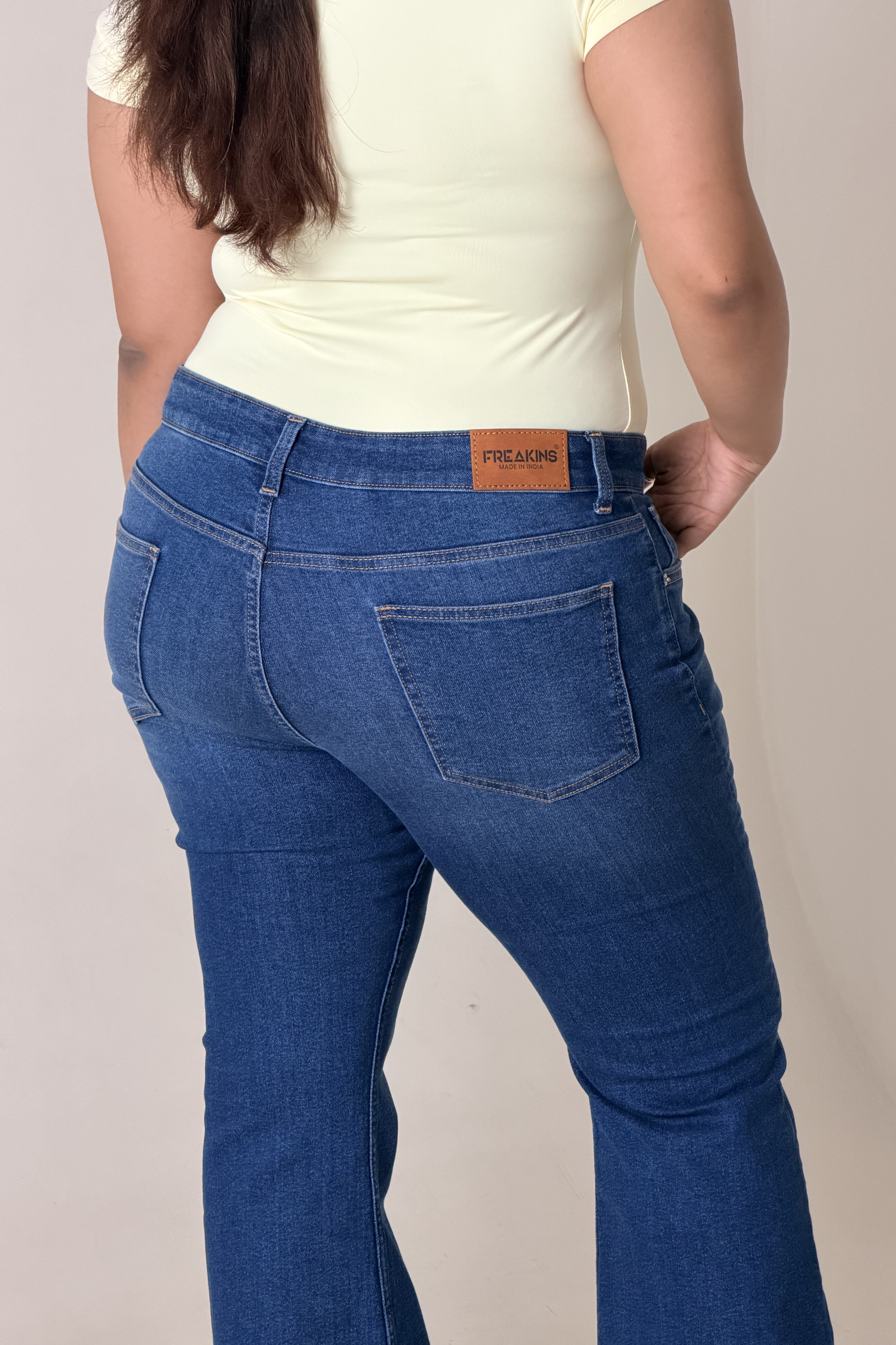 Retro Stretchable Bootcut Jeans