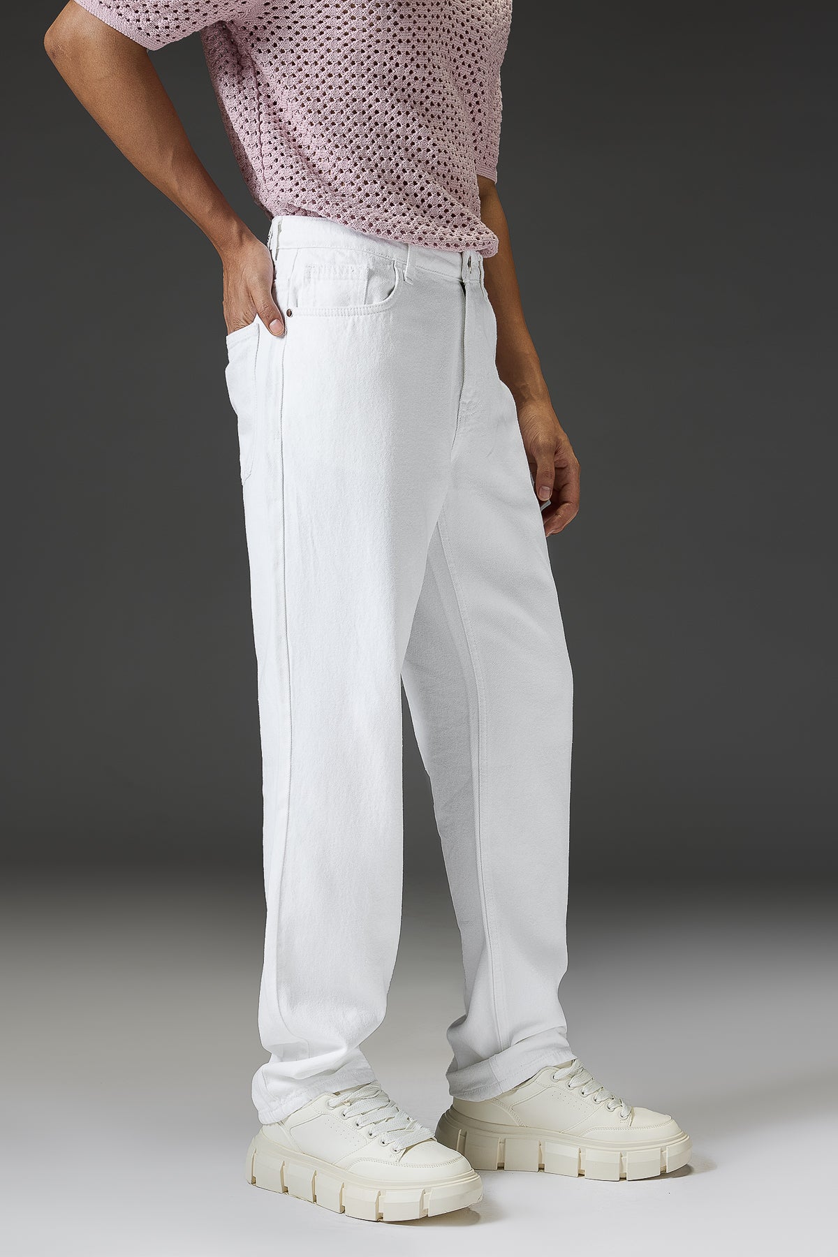White Men's Slim Straight Jeans