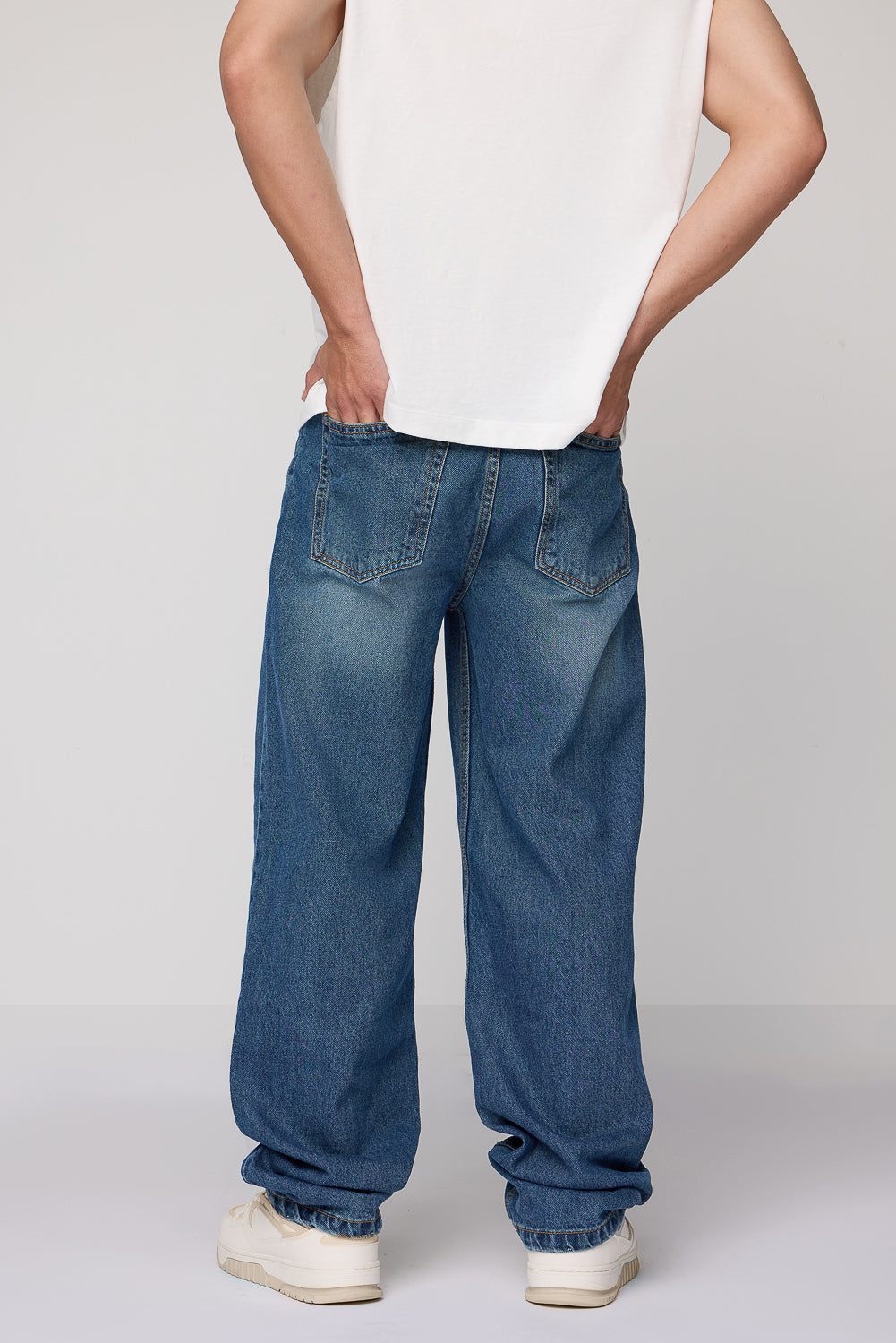Misty Indigo Men's Baggy Straight Jeans