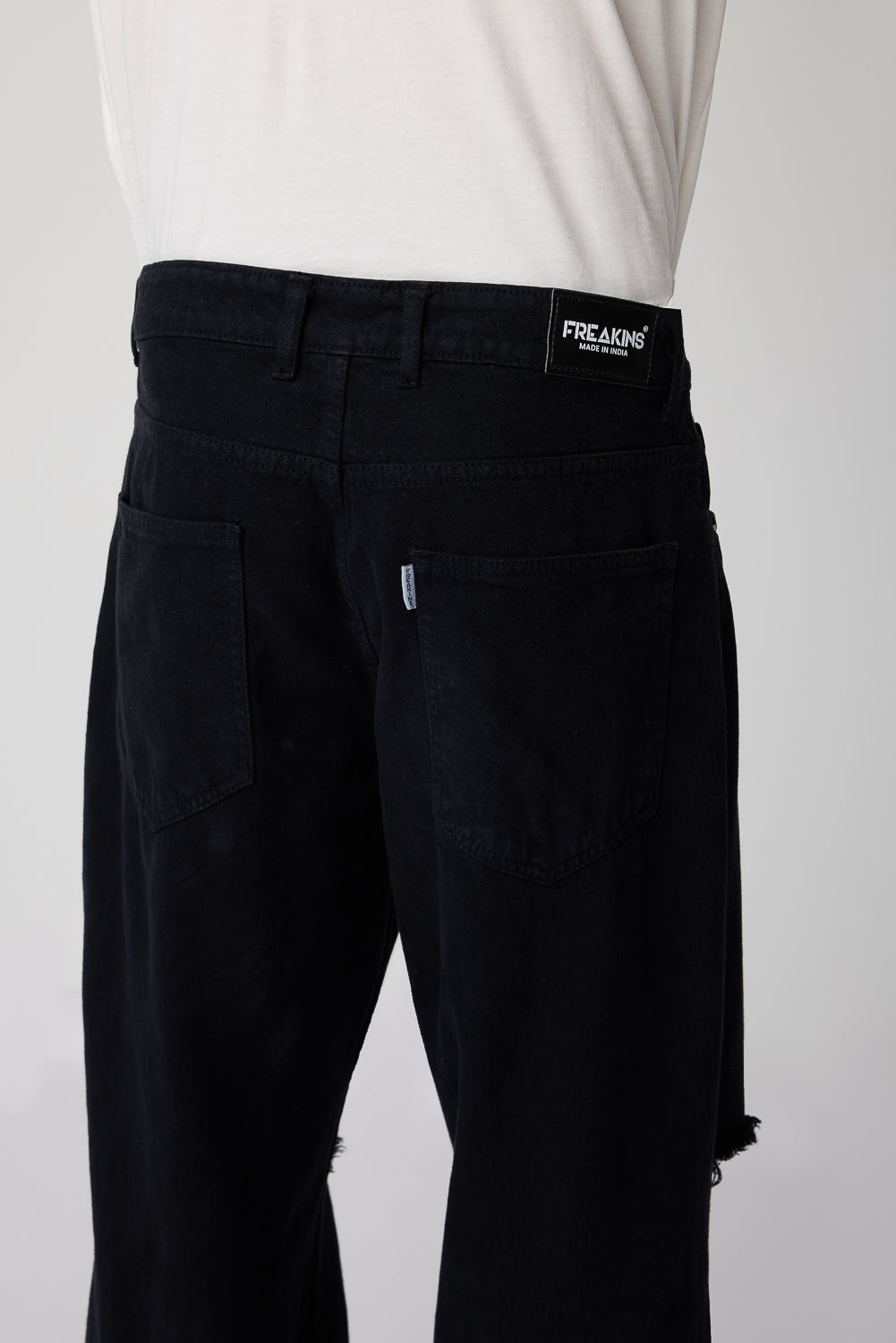 Black Worn-In Men's Baggy Straight Jeans