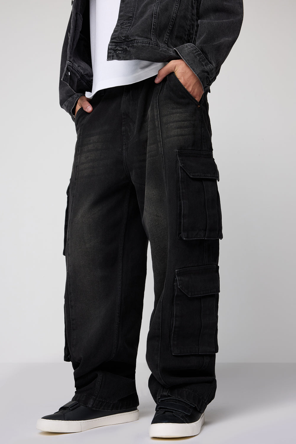 Baggy Jeans Pants To Wear With Yeezy 350 V2 Men Black Pocket Jeans