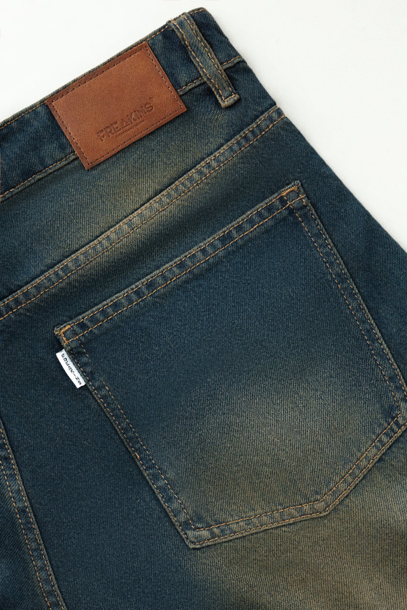 Oak Indigo Men's Baggy Straight Jeans
