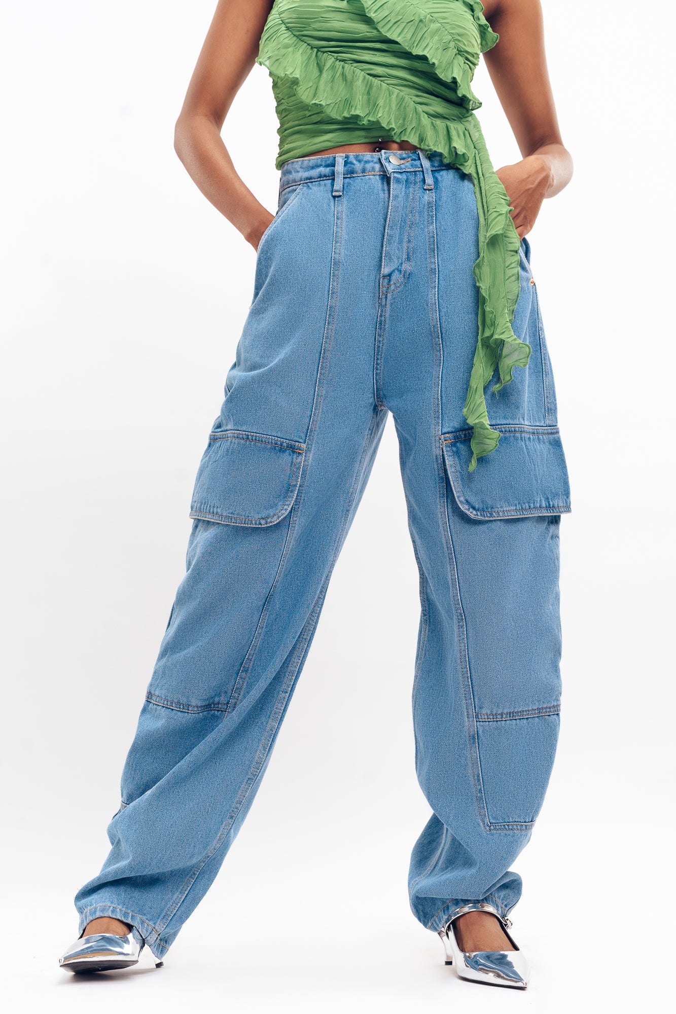 GARGANTUAN POCKET CARGO JEANS