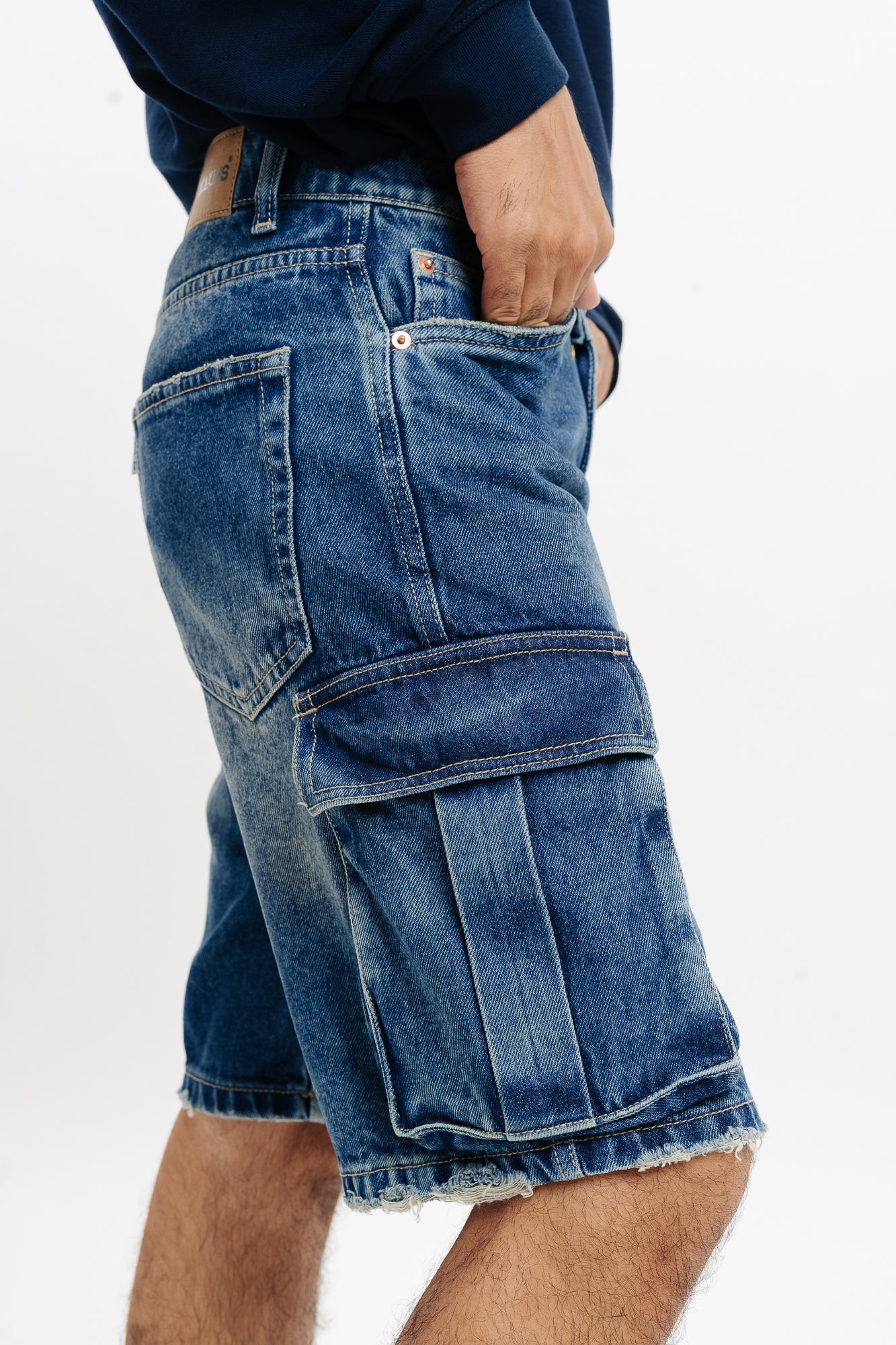 Indigo Men's Straight Cargo Shorts