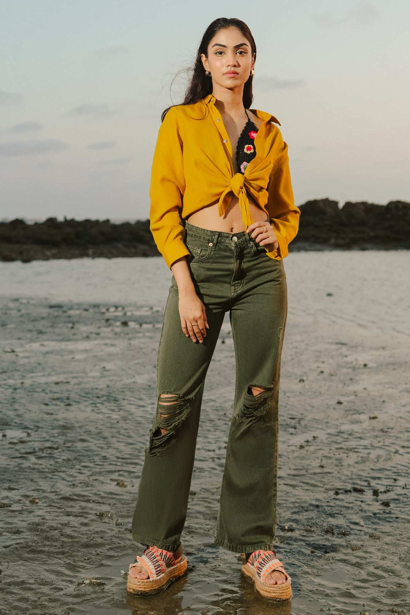 Olive distressed jeans hotsell