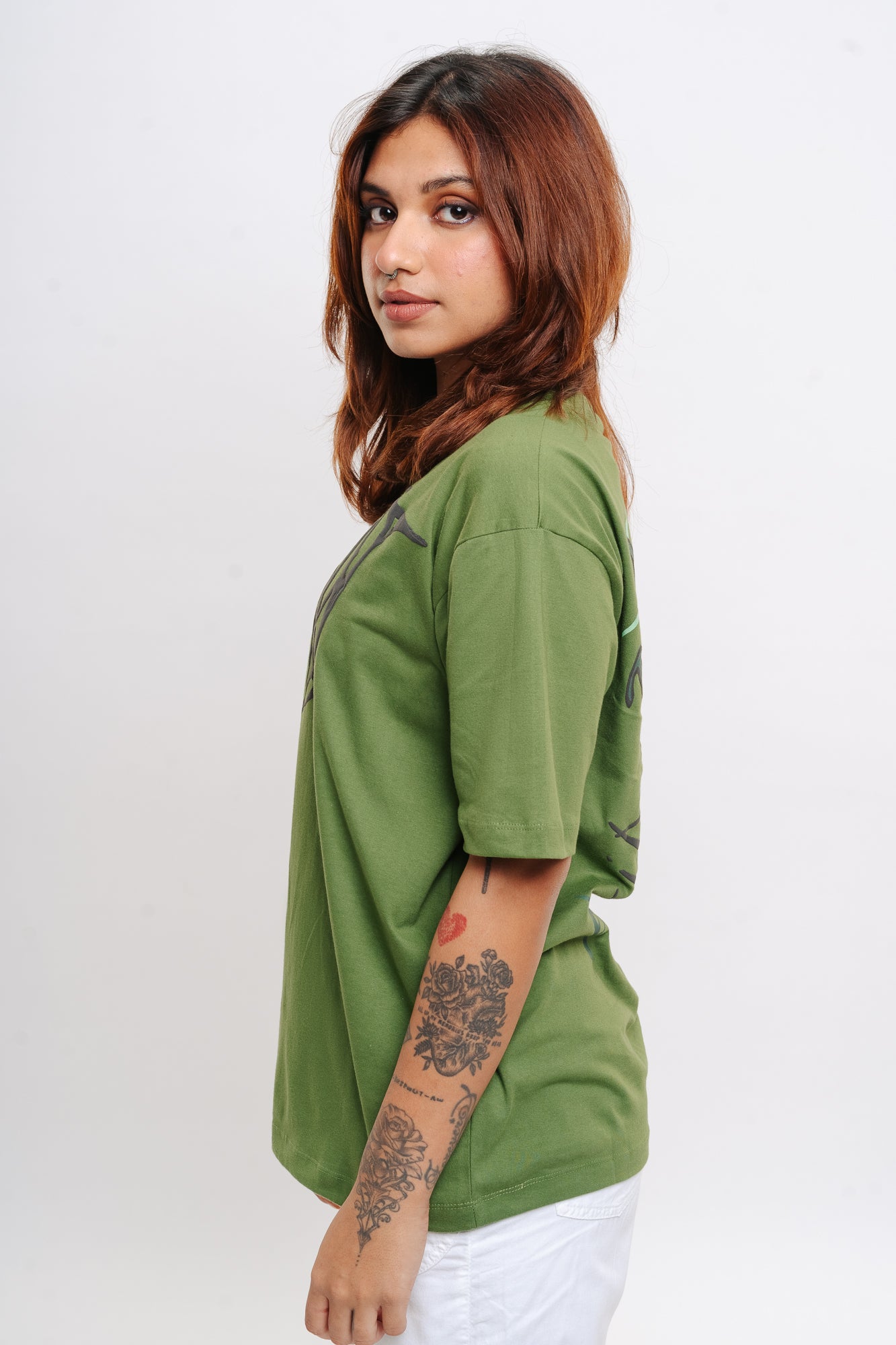 OLIVE DEMONIC OVERSIZED TEES