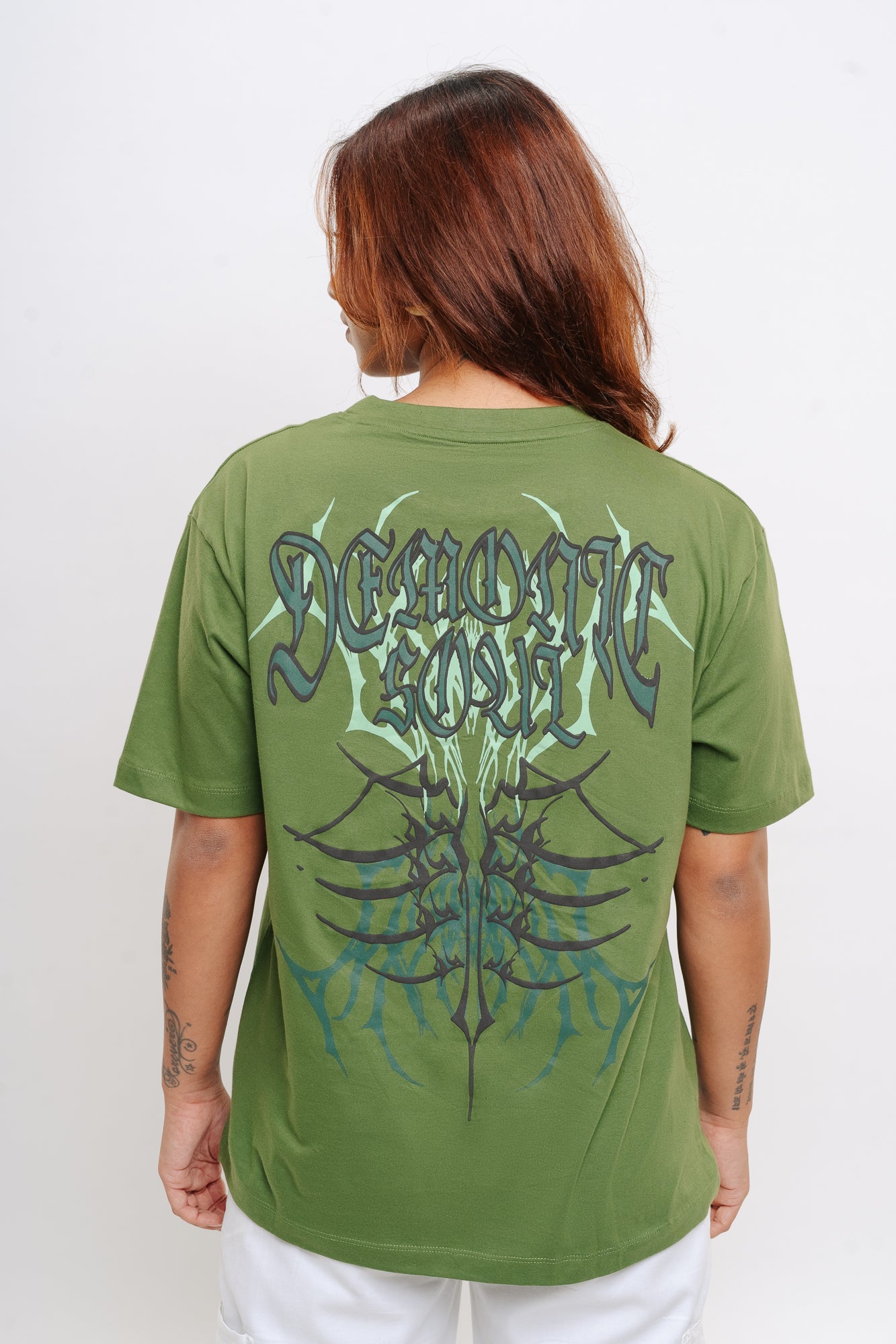 OLIVE DEMONIC OVERSIZED TEES