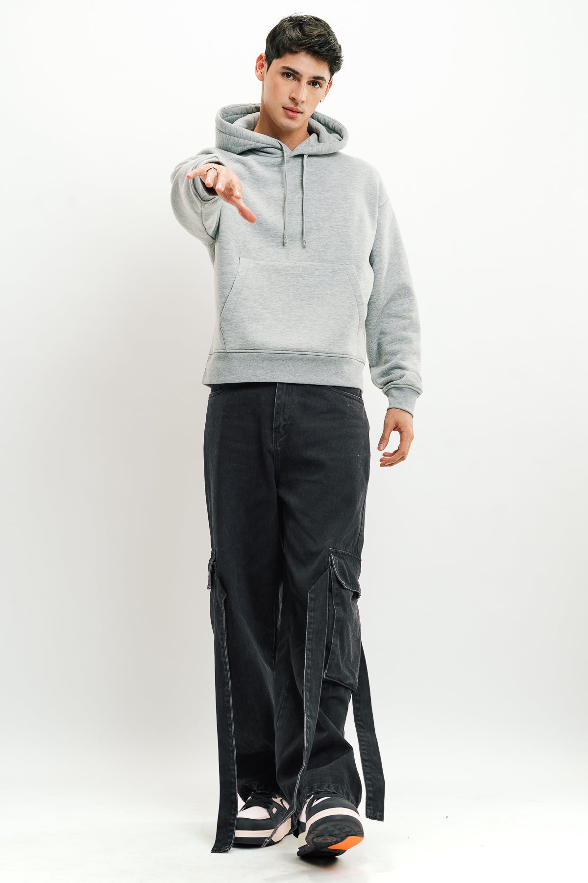 Black Men's Baggy Cargo Jeans