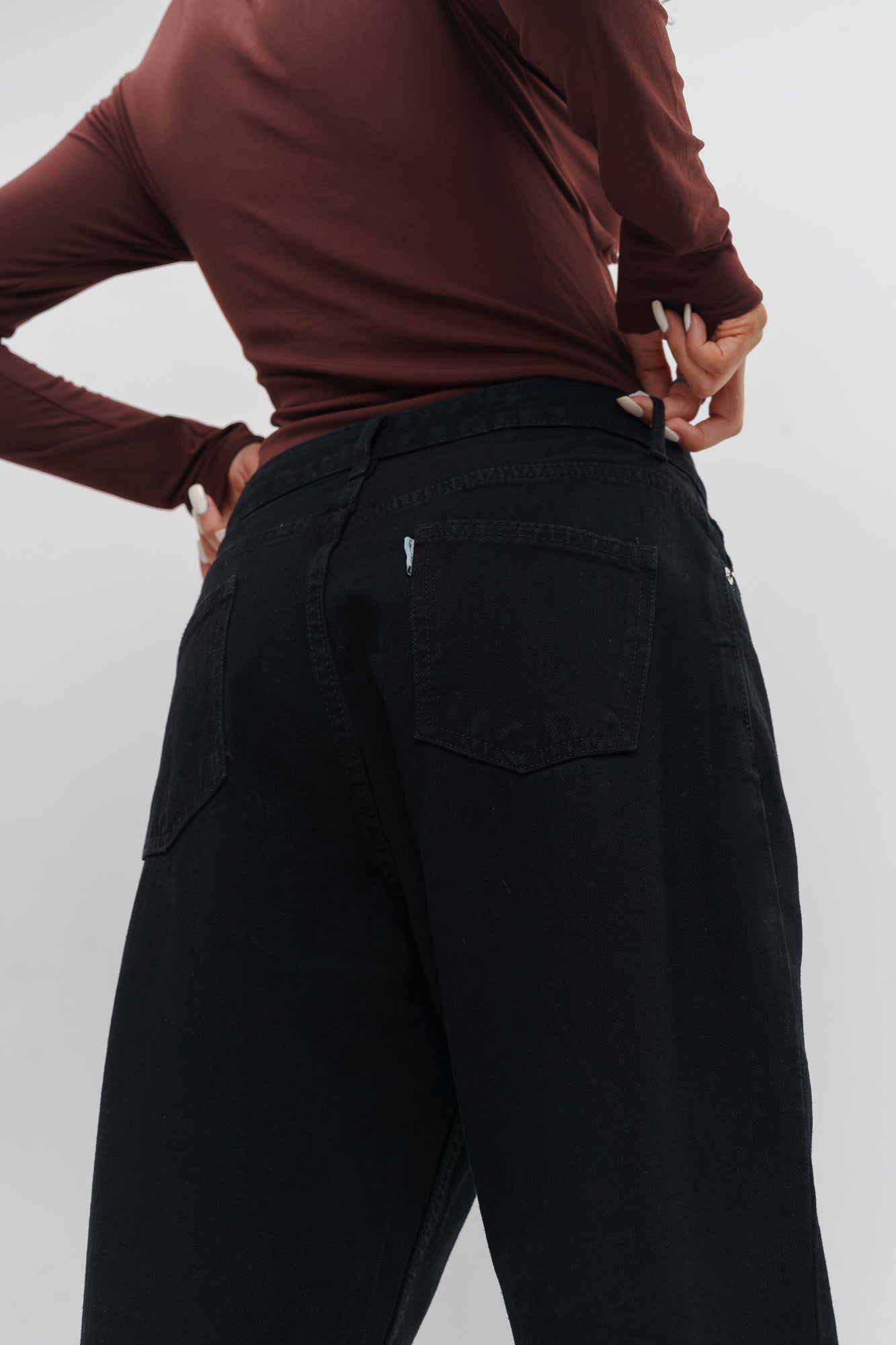 Black Women's Slim Jeans