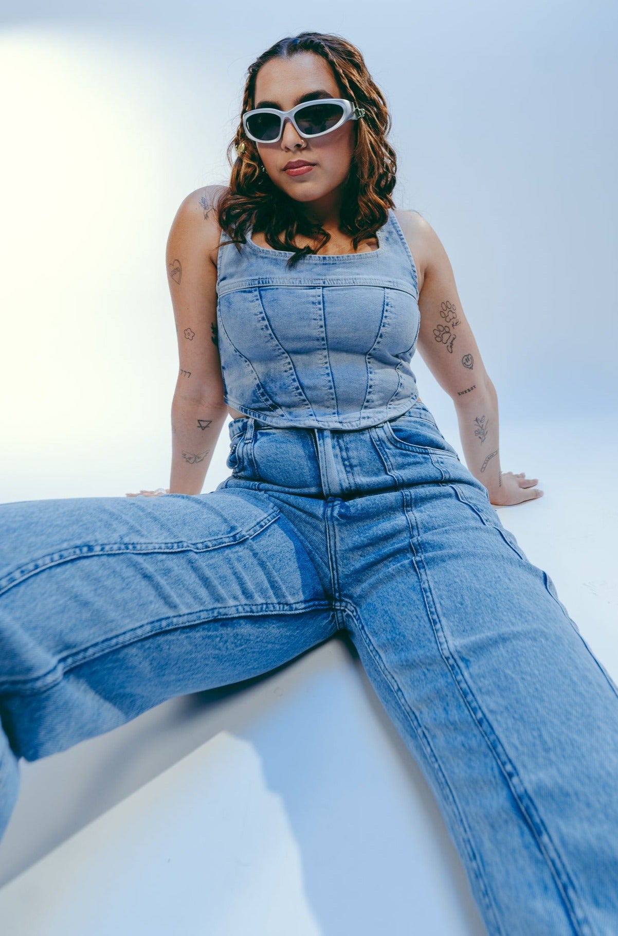 Wavy Seamed Light Washed Jeans