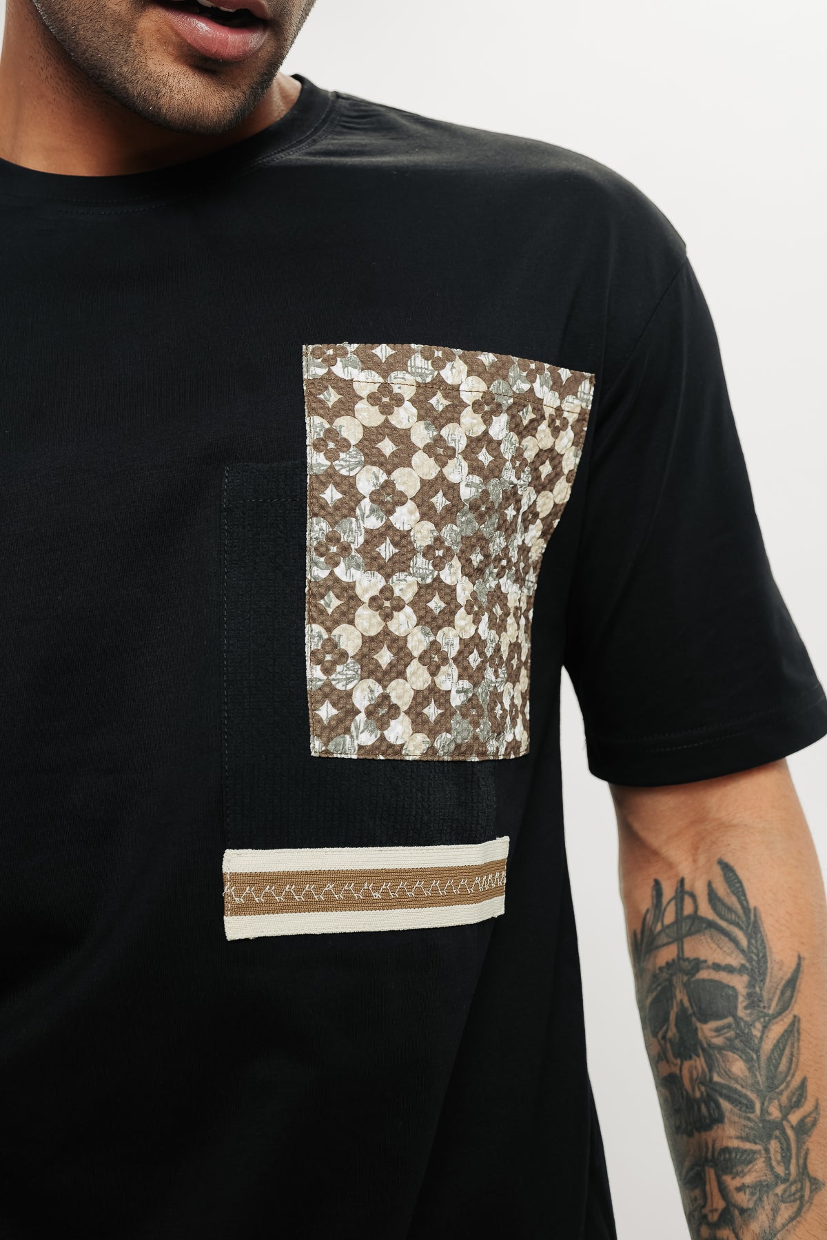 Men's Motif Pocket Print T-Shirt