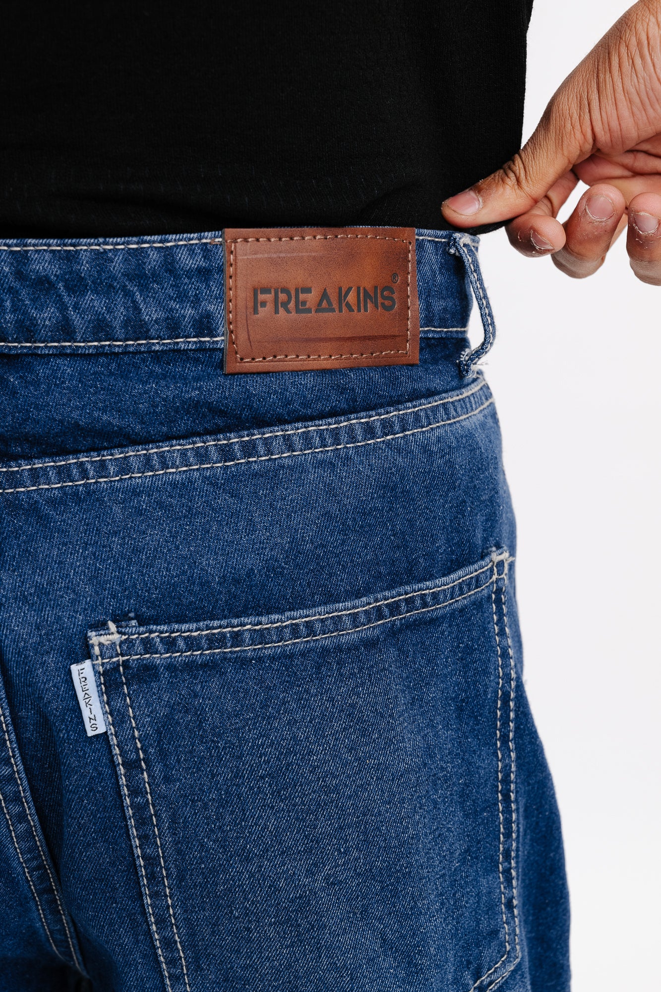 Go-To Blue Men's Straight Fit Jeans