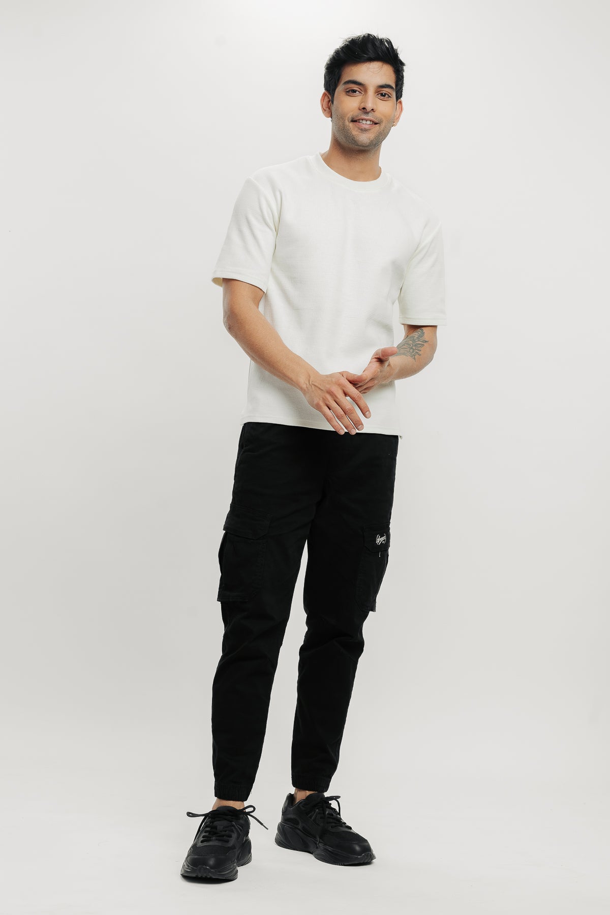 Men's Textured Crew Neck T-Shirt
