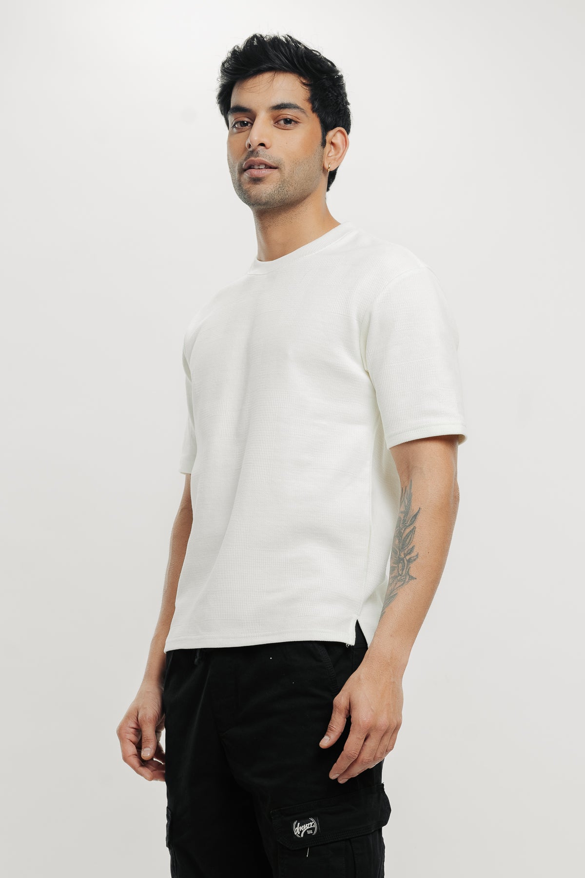 Men's Textured Crew Neck T-Shirt