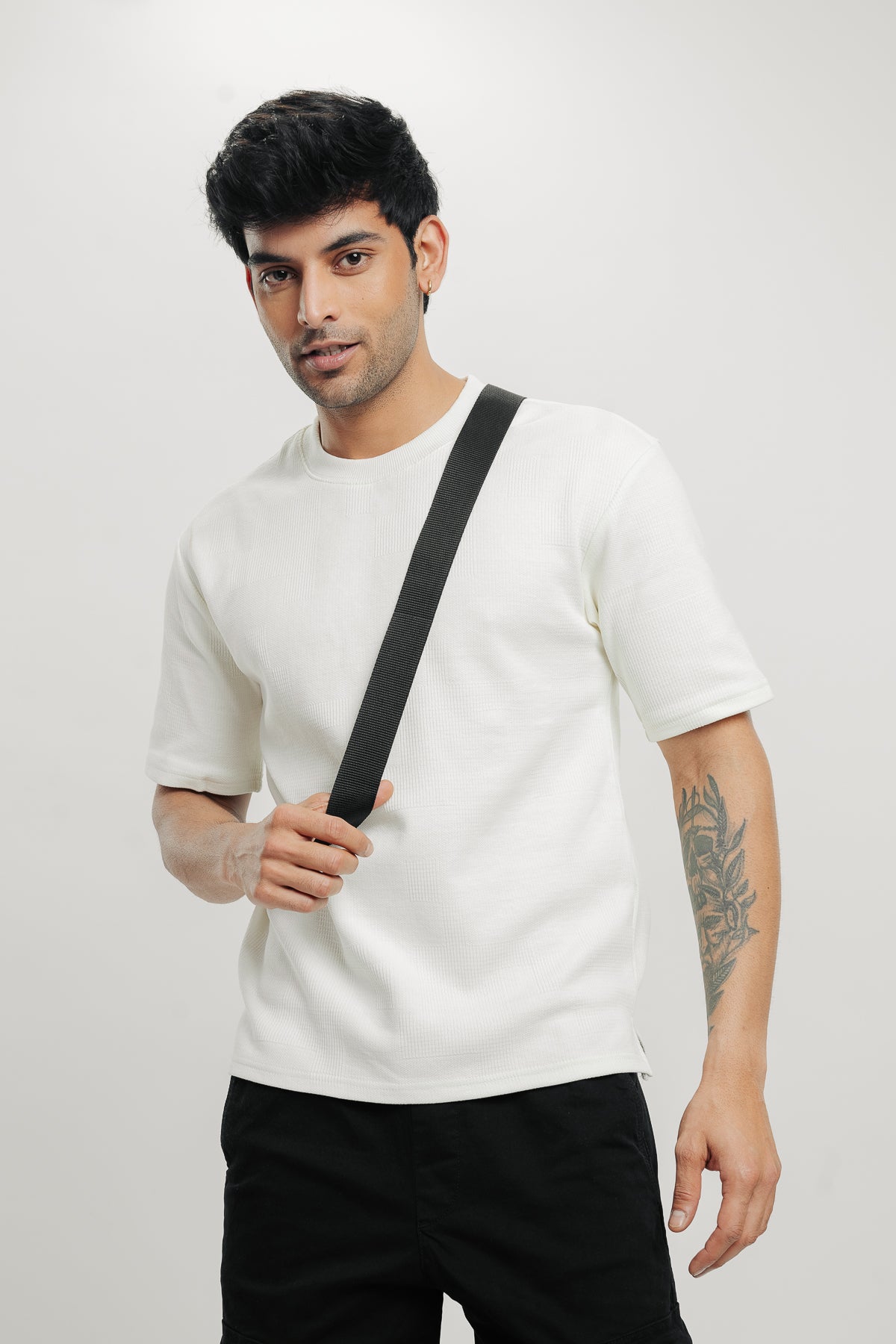Men's Textured Crew Neck T-Shirt