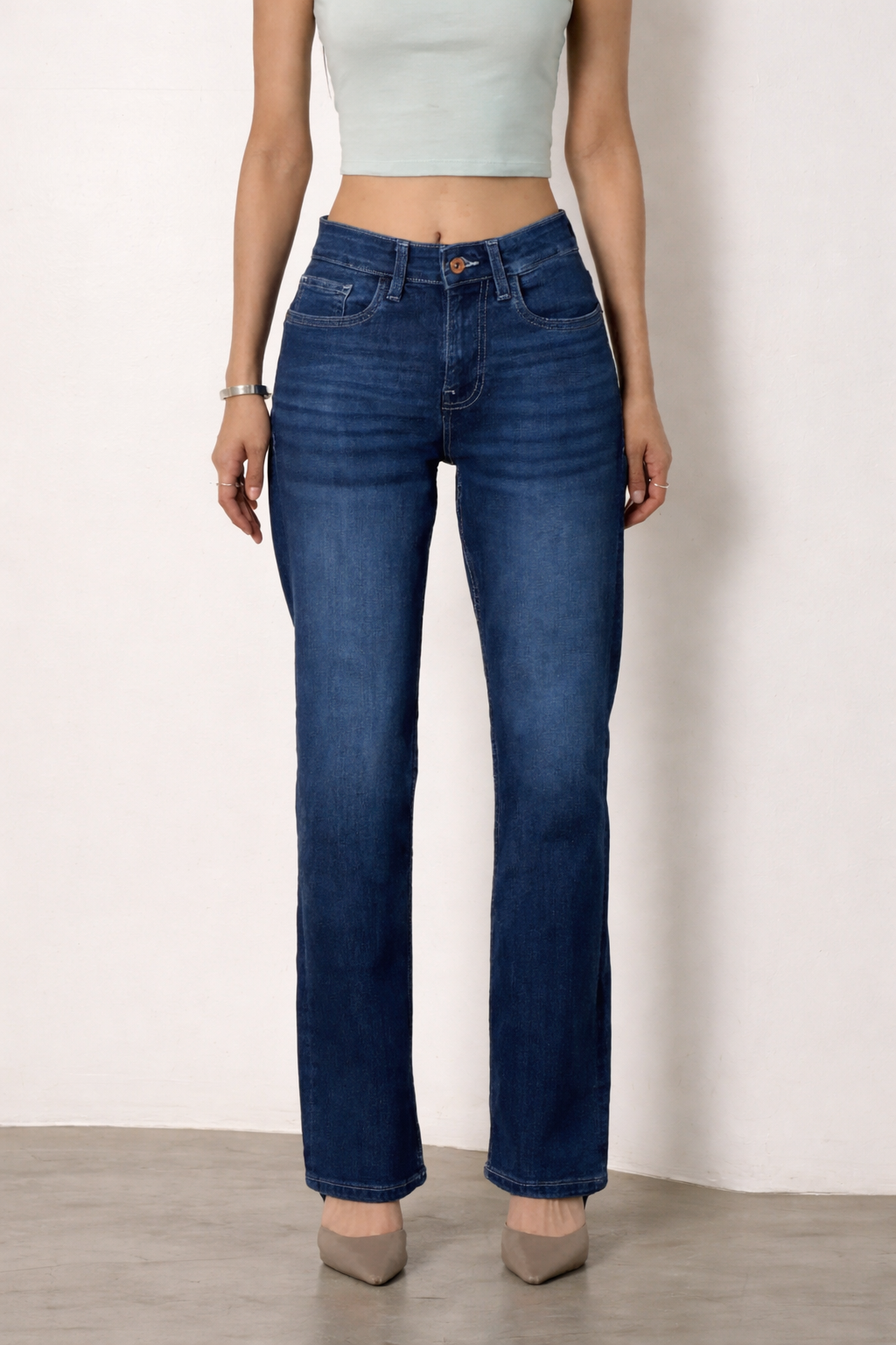 Straight Jeans
