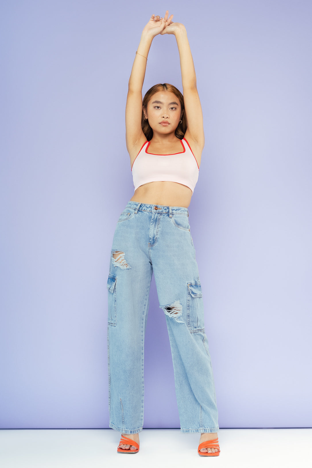 DARTED DISTRESS CARGO JEANS