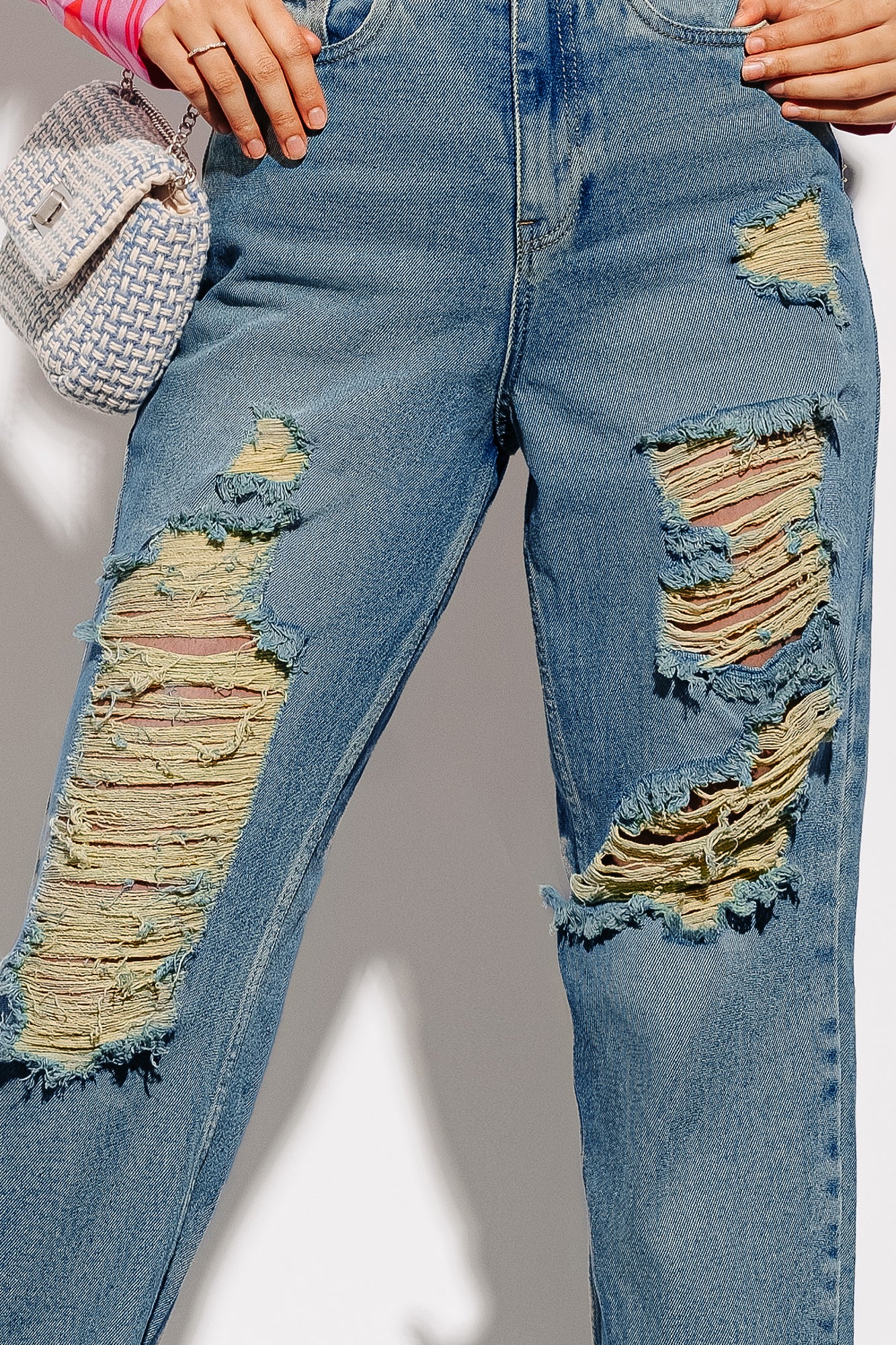 Amber Distressed Women's Slouchy Jeans