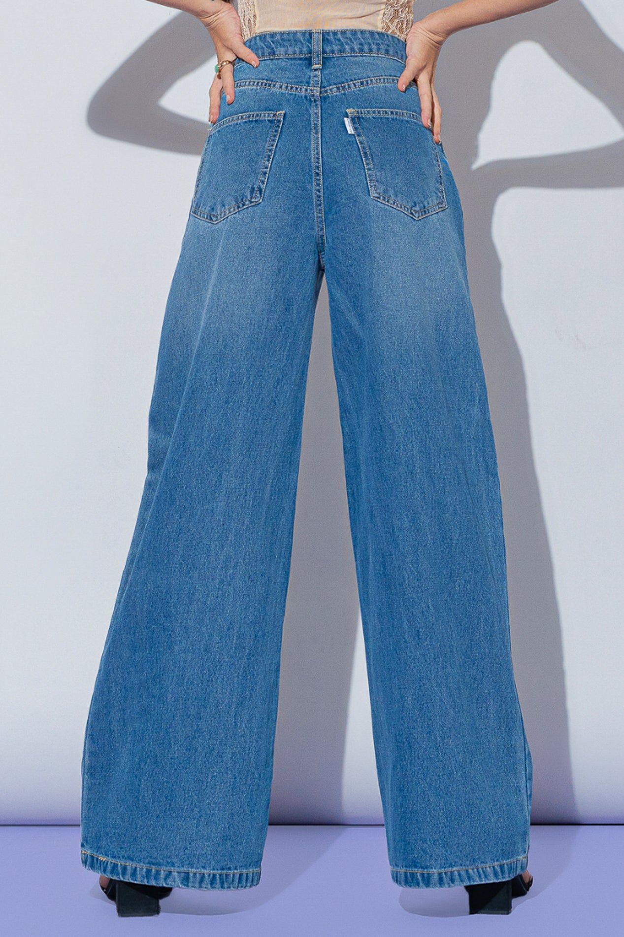 Mid Blue Women's Super Wide Jeans