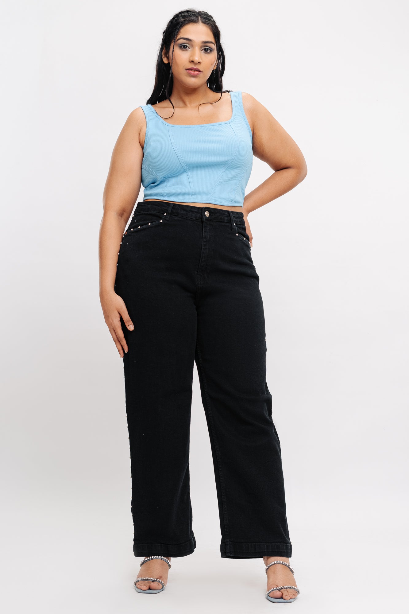 SCATTER AROUND BLACK STRAIGHT JEANS