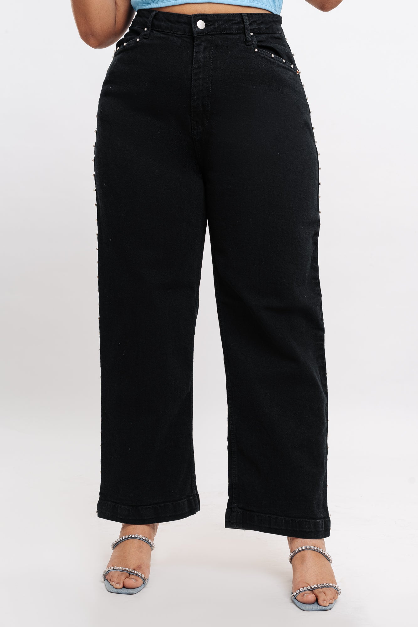 SCATTER AROUND BLACK STRAIGHT JEANS