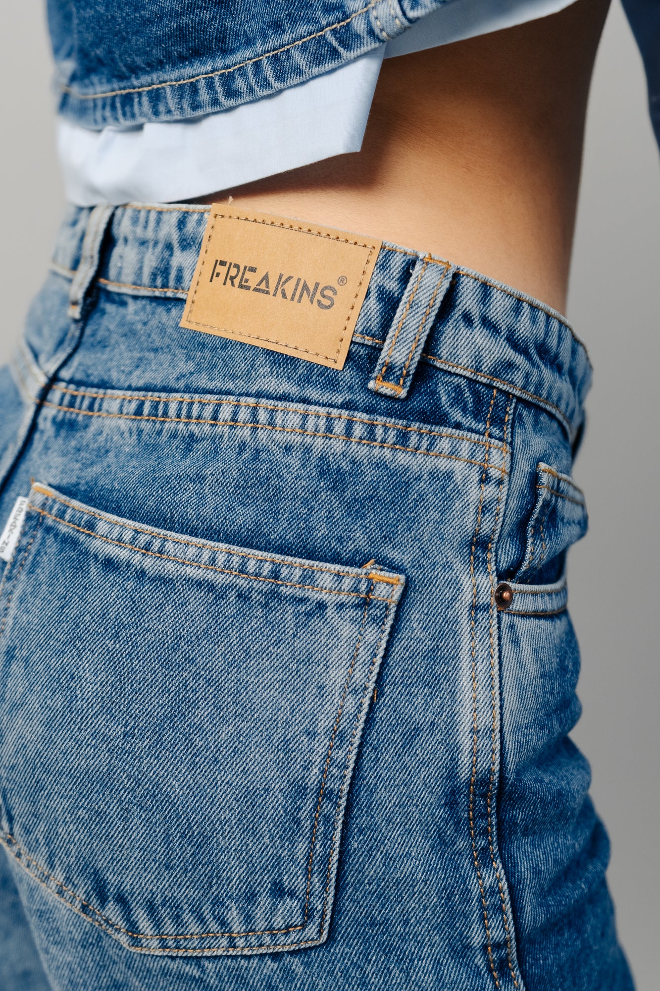Blue Flap Pocket Women's Straight Cargo Jeans