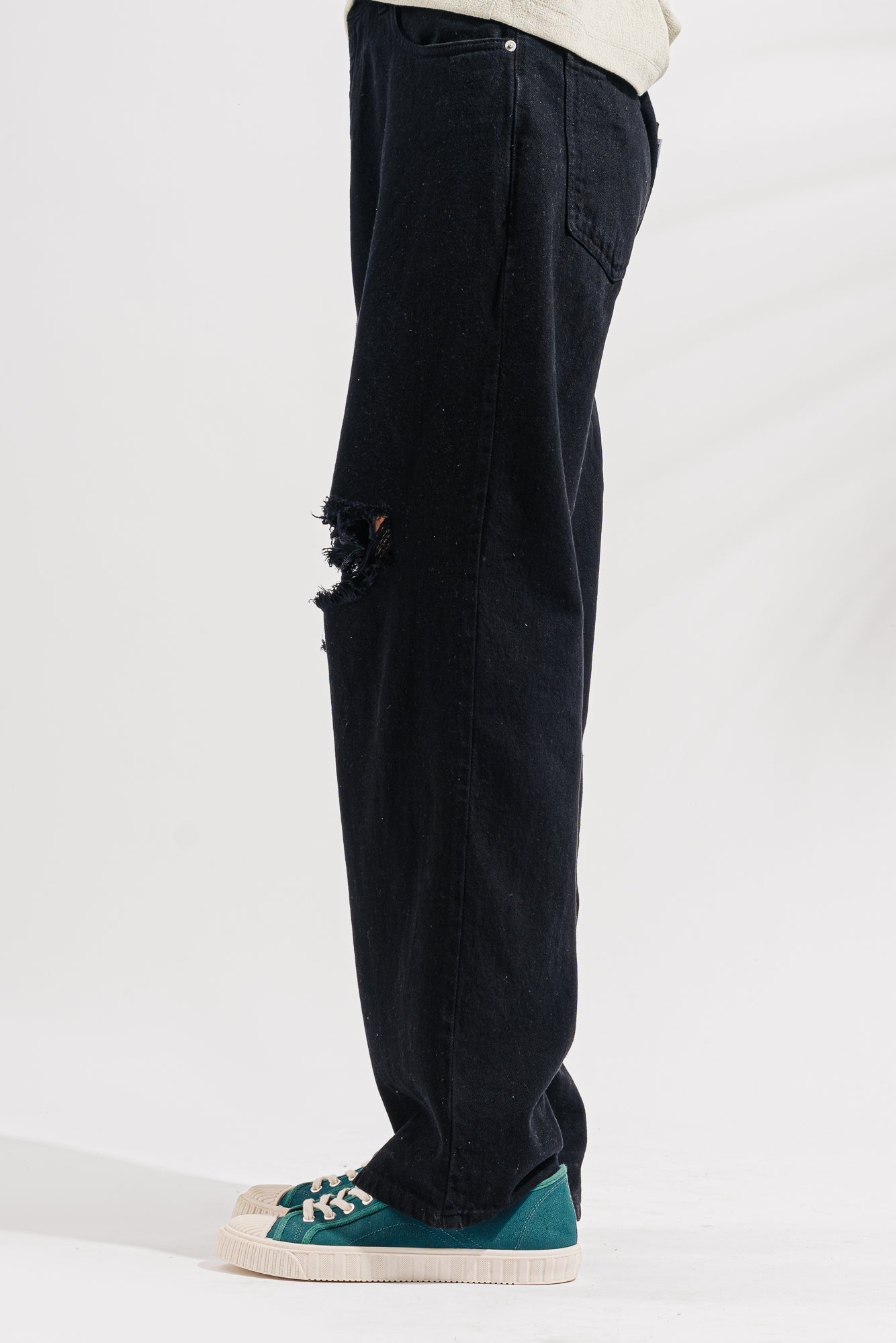 Black Distressed Men's Baggy Straight Jeans