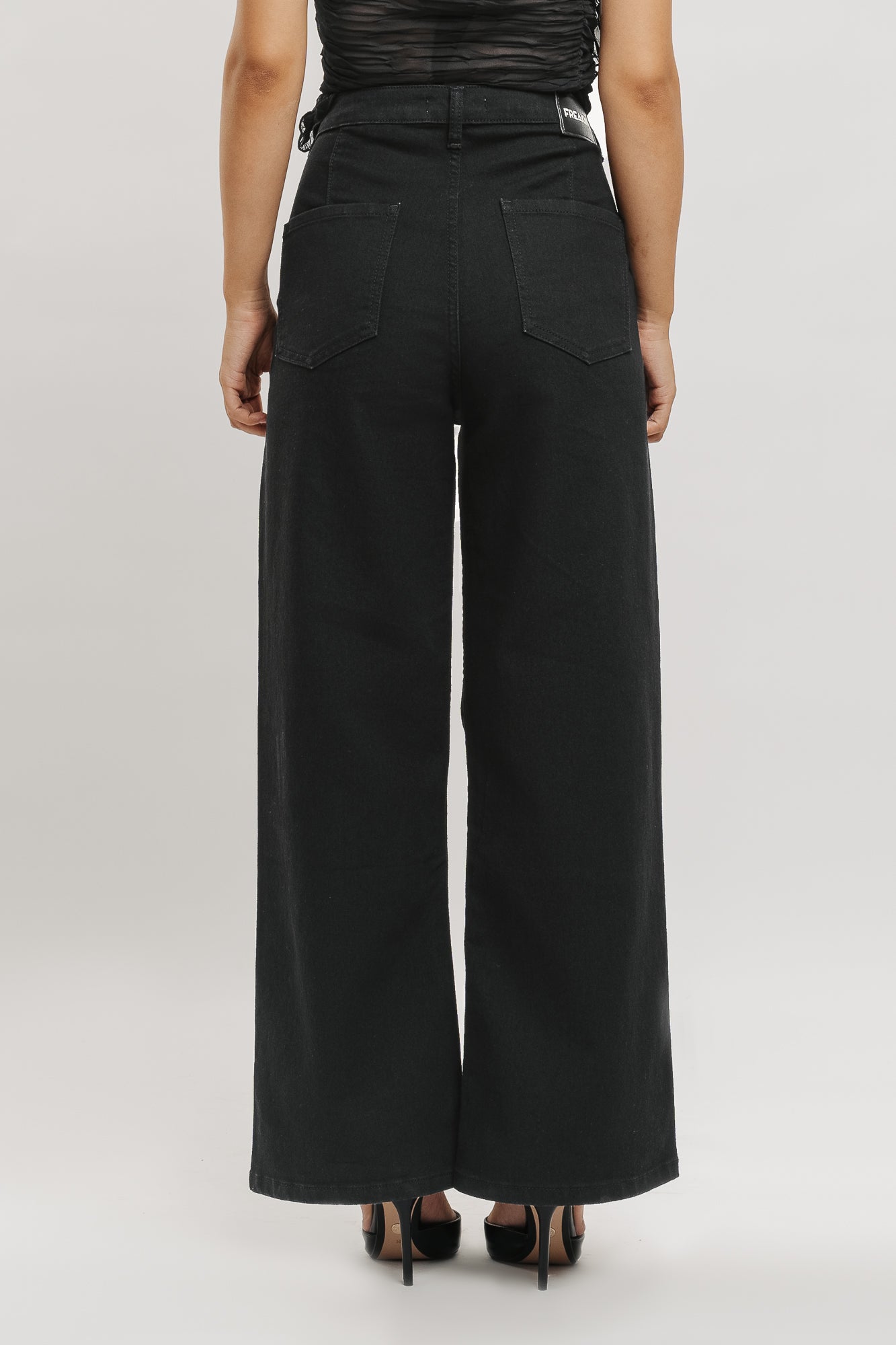True Black Women's Wide Jeans